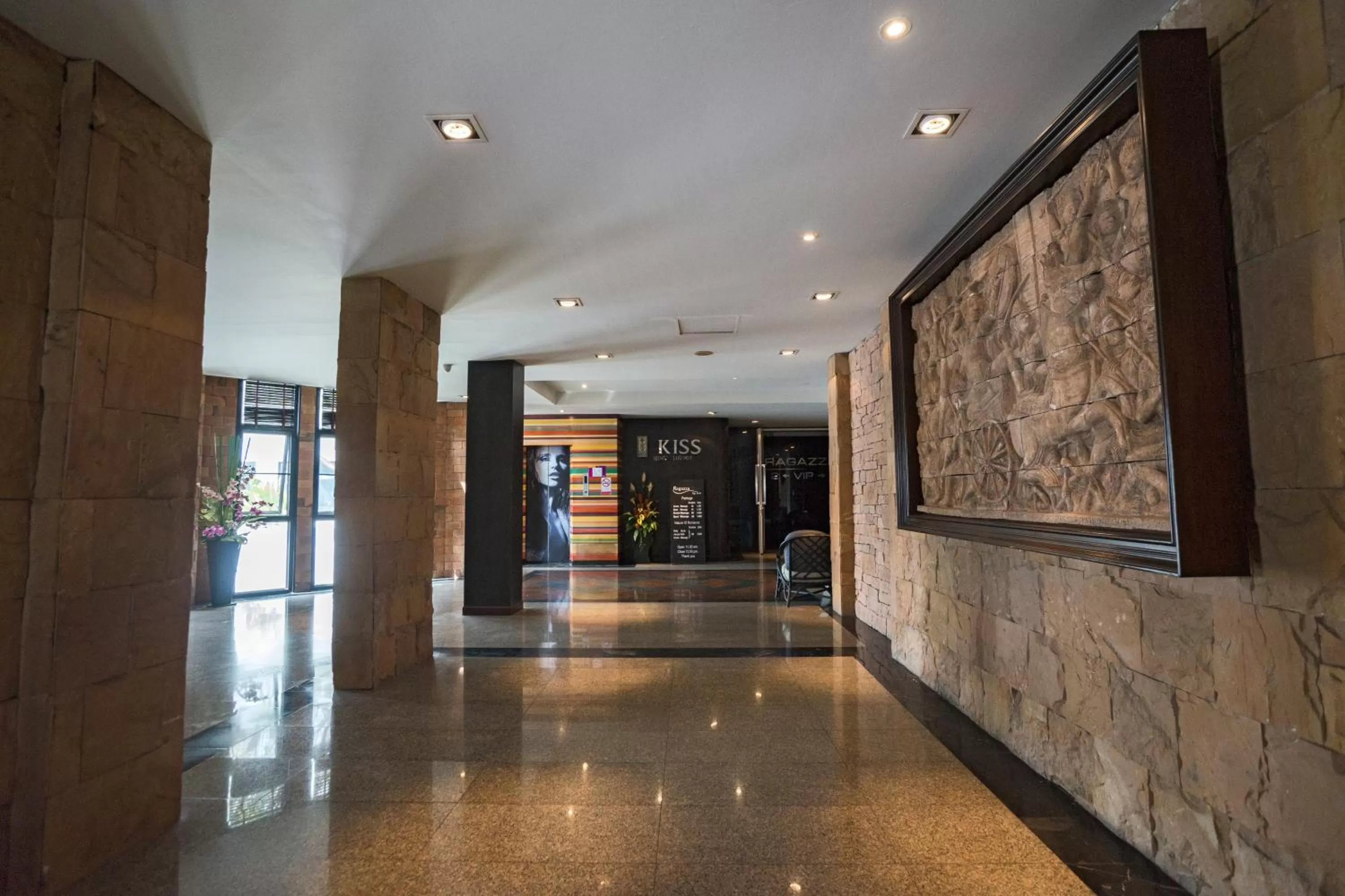 Kiss Gardenhome Chic Hotel