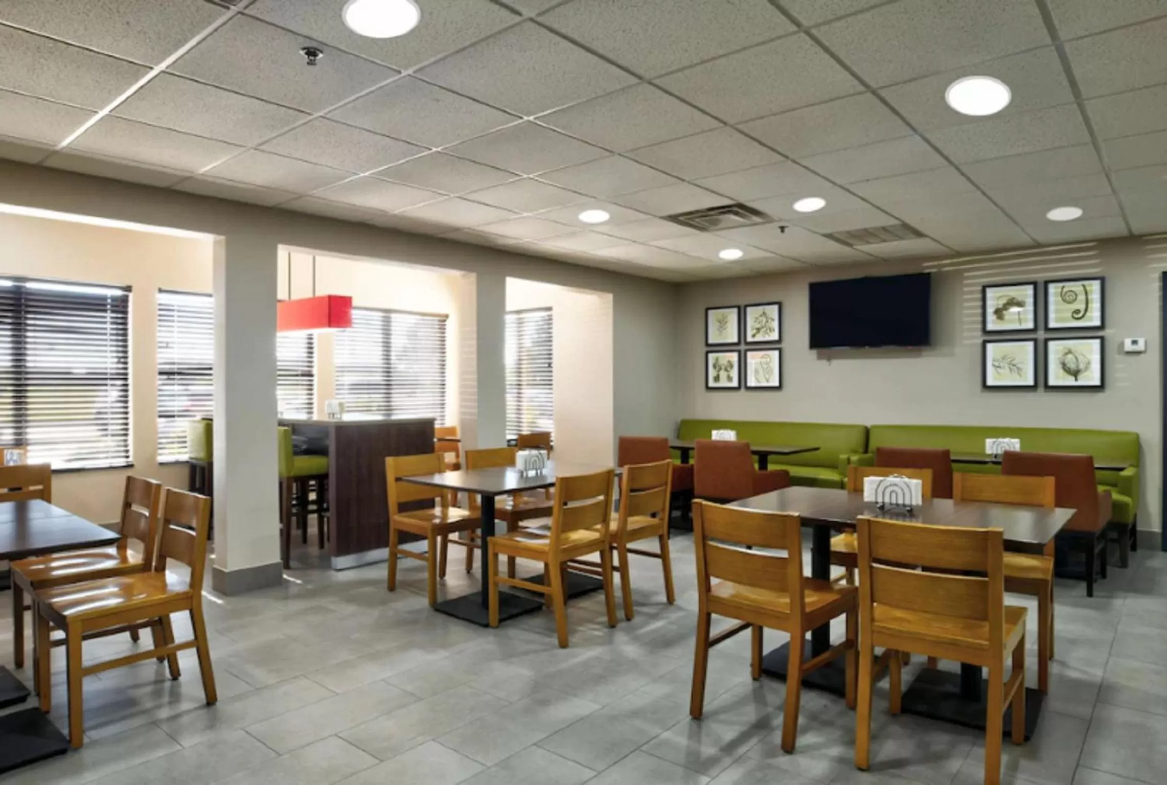 Restaurant/places to eat in Country Inn & Suites by Radisson, Oklahoma City - Bricktown, OK