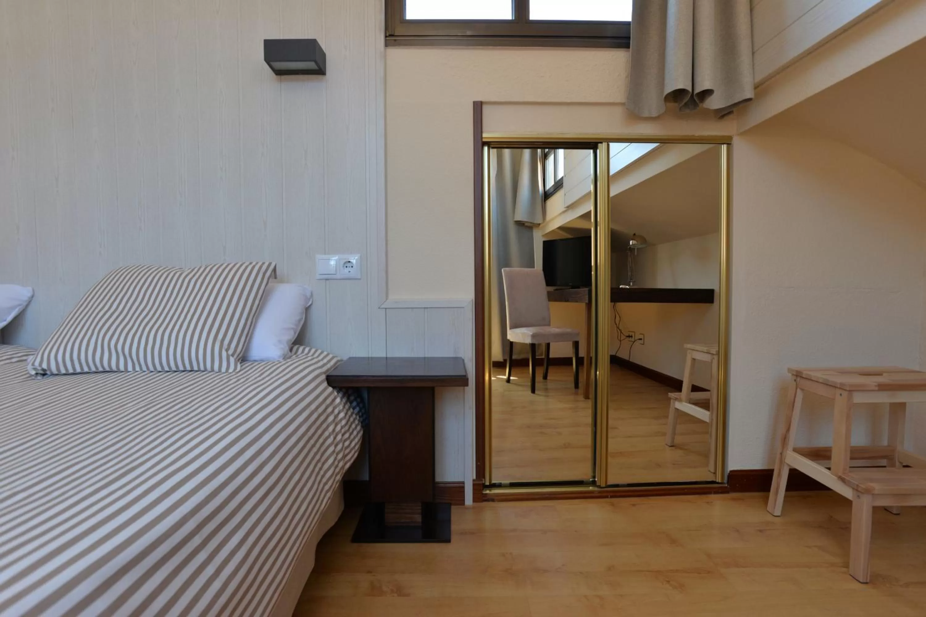 Bed in Hostal Concejo