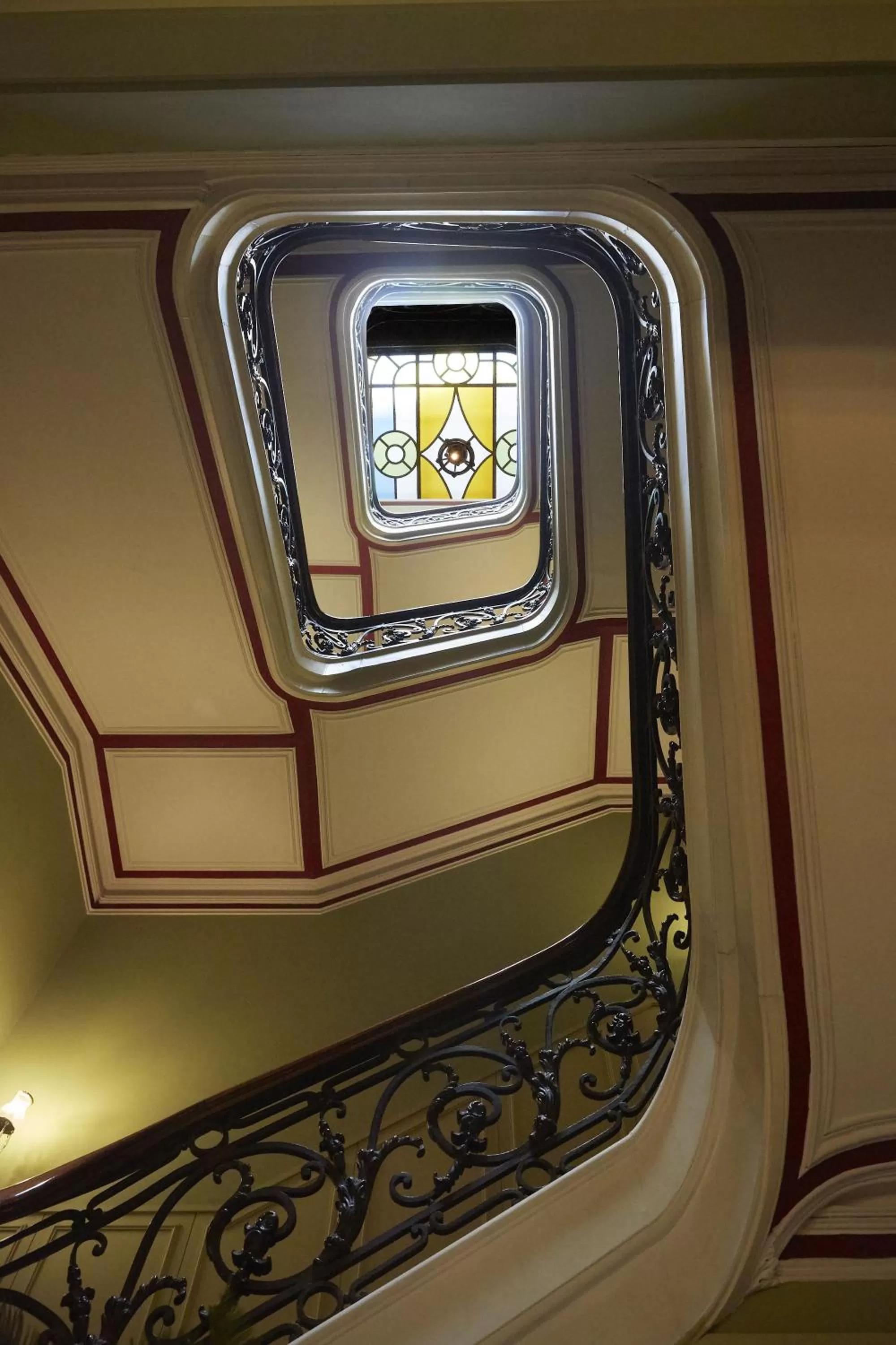 Property building in Grande Hotel do Porto