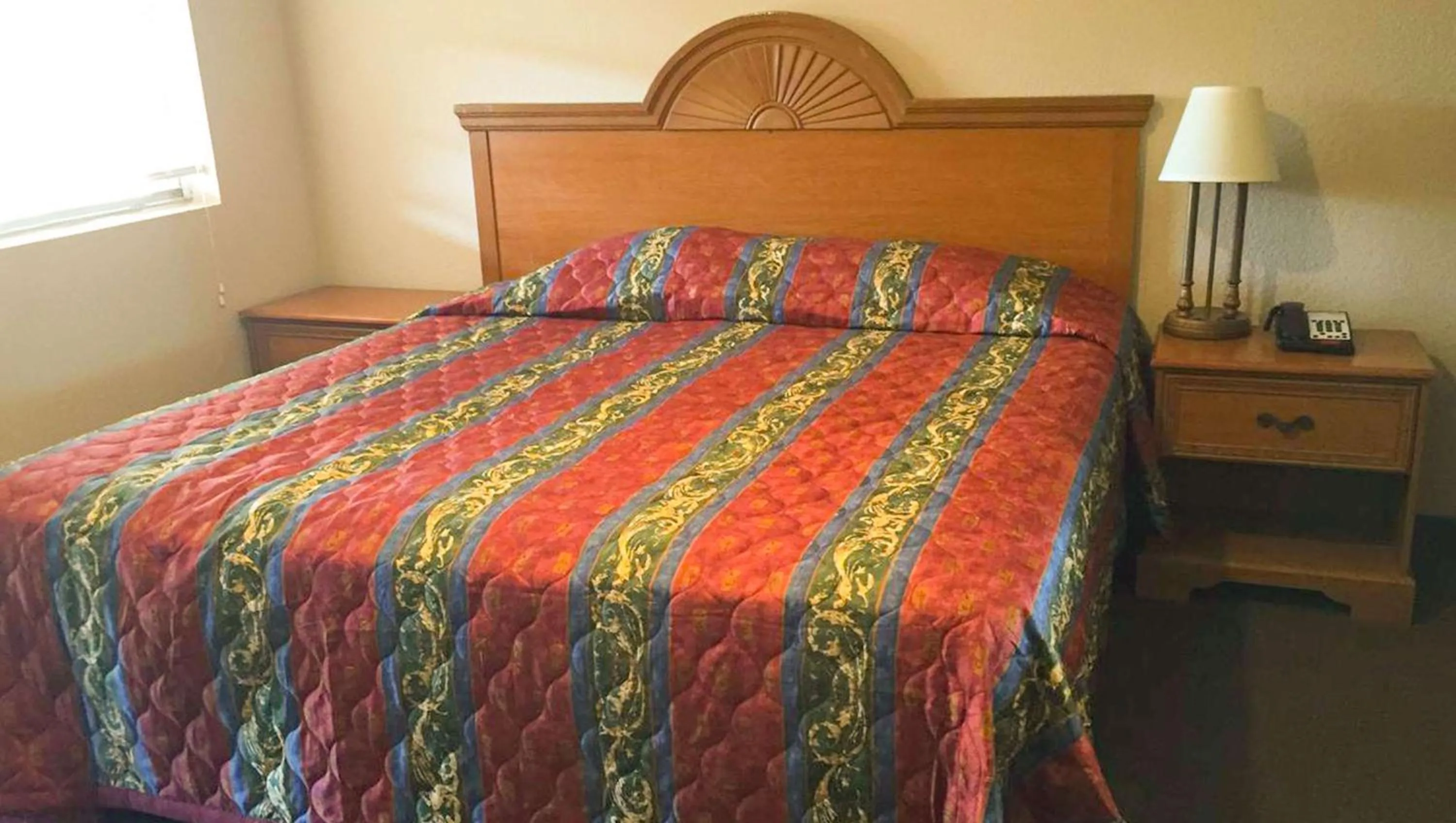 Photo of the whole room in Budget Inn Ardmore OK