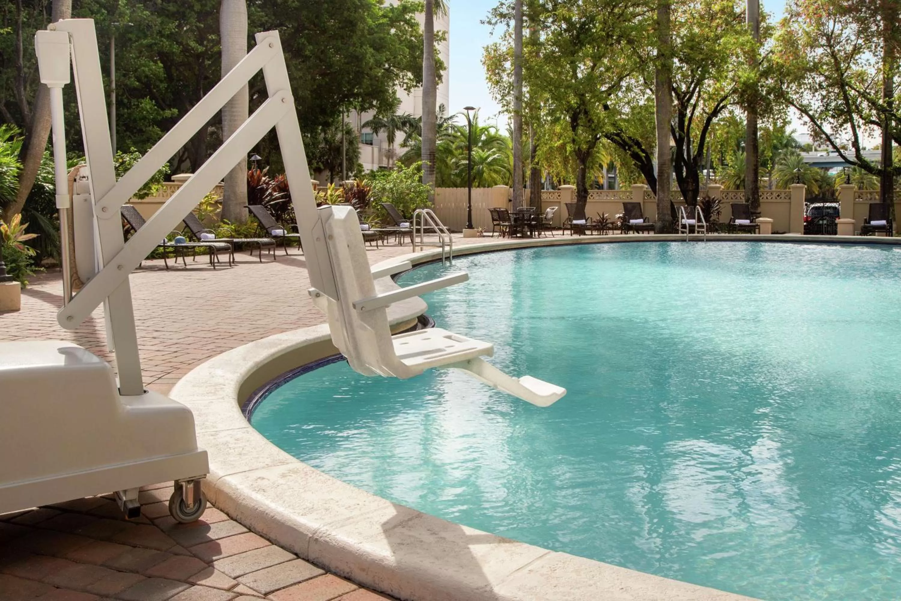 Pool view in Embassy Suites by Hilton Miami International Airport
