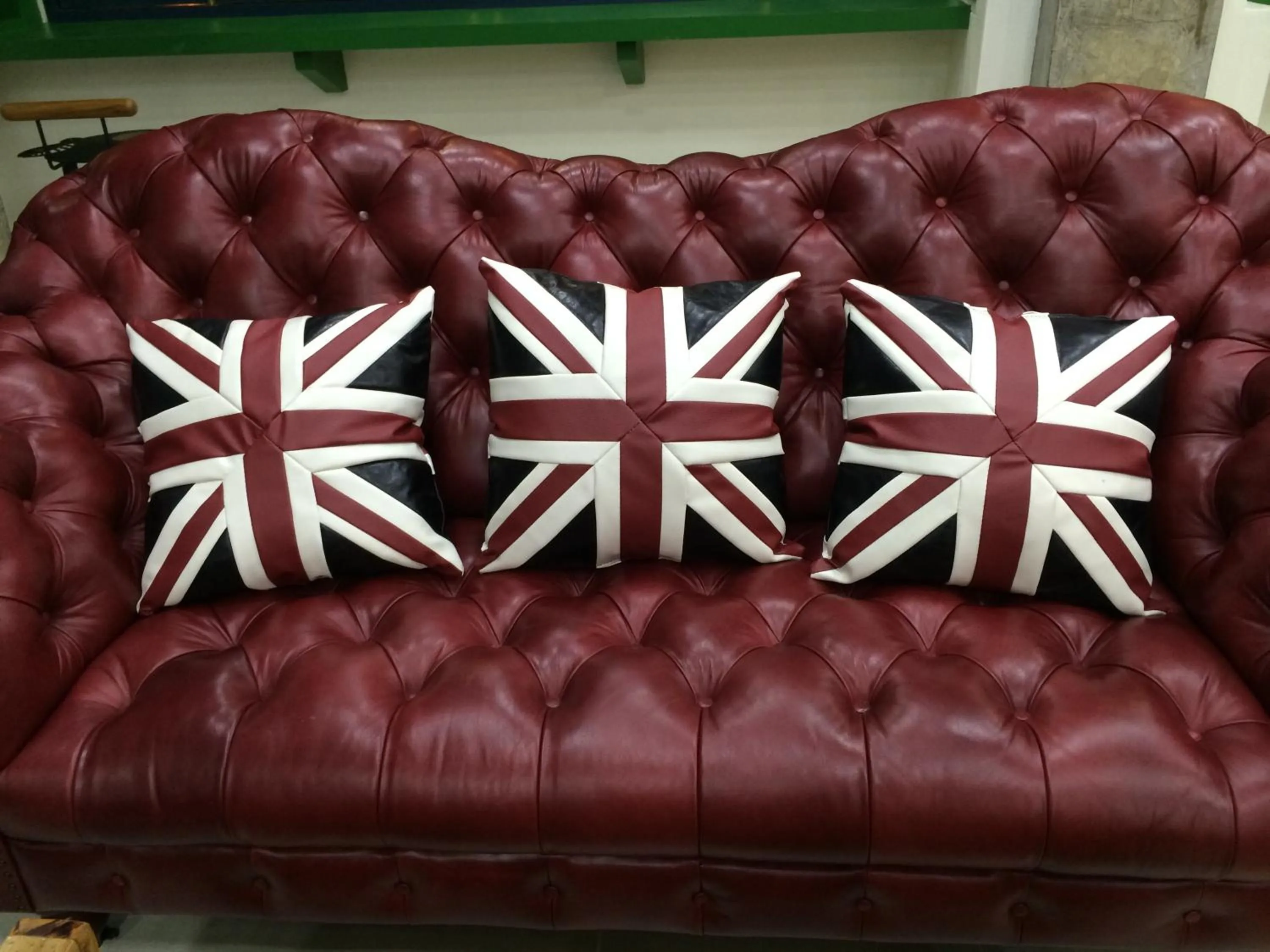 Communal lounge/ TV room in The Seven Luck