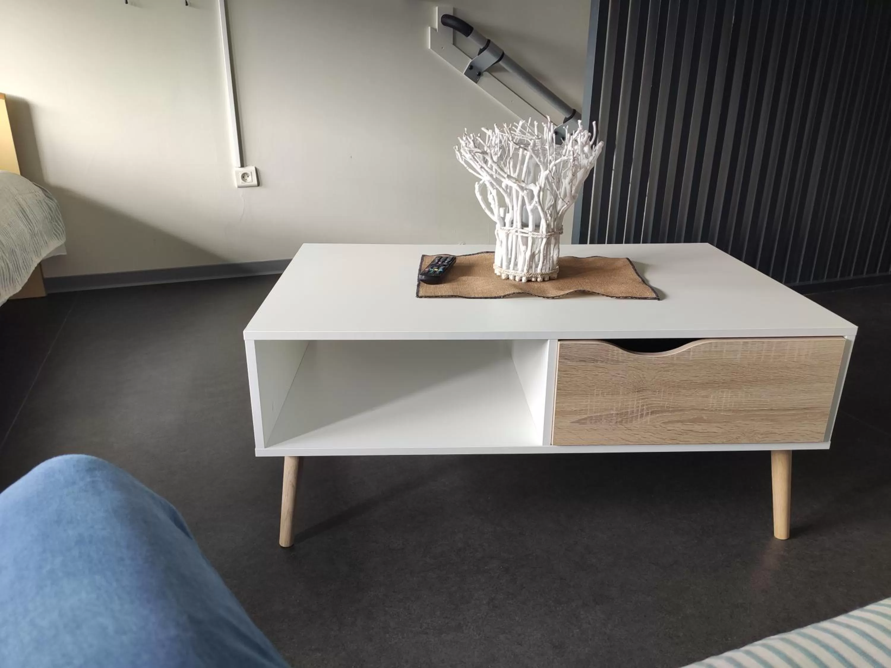 Seating area in Centre Bol Vert