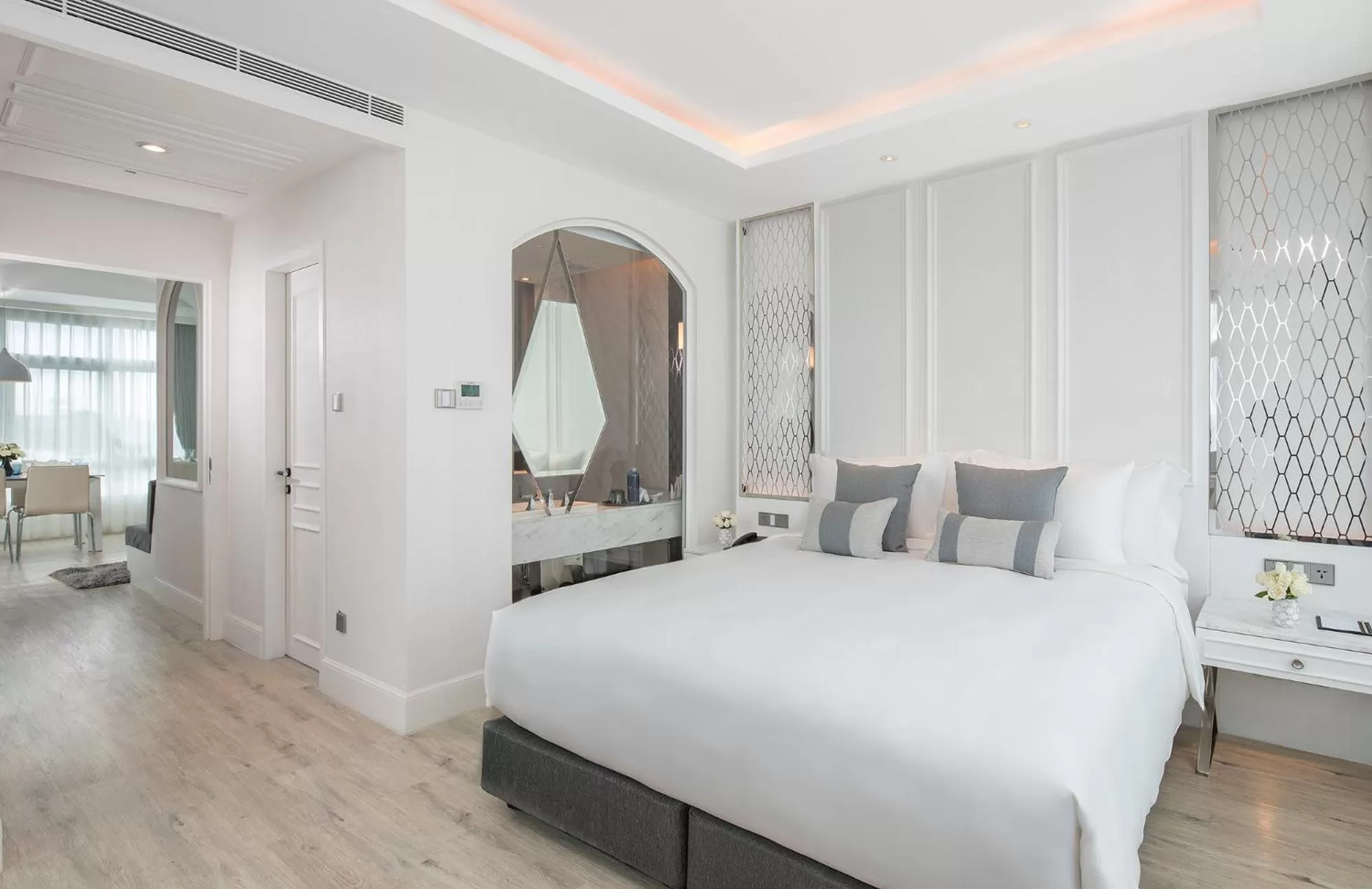 Bed in De Princess Hotel Udonthani