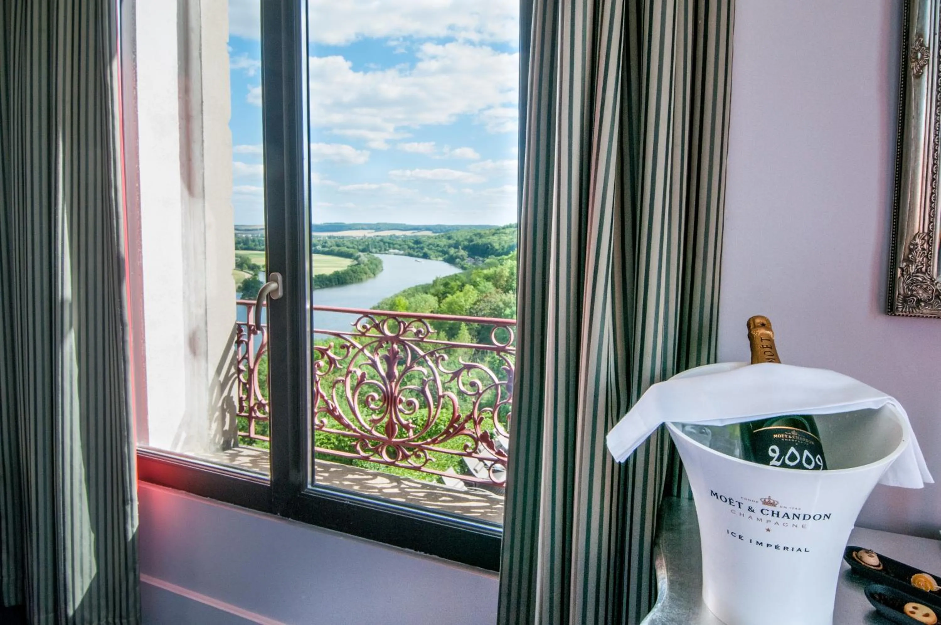 River view in Domaine De La Corniche