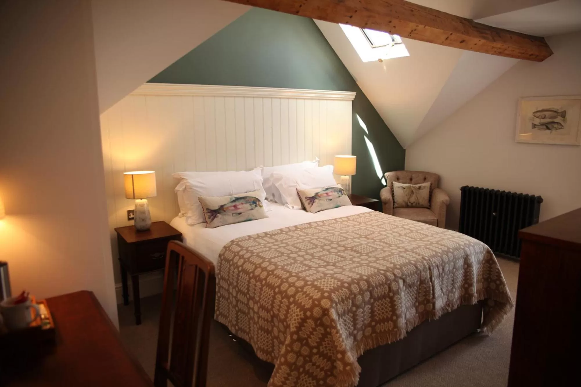 Bedroom, Bed in The Erskine Arms