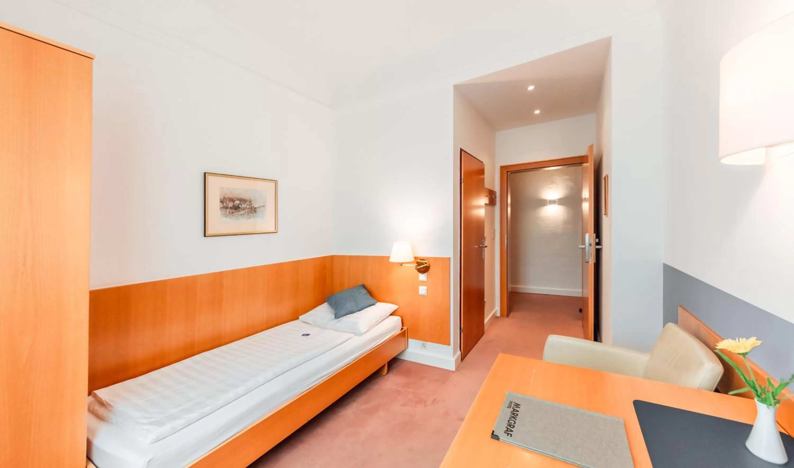 Photo of the whole room, Bed in Hotel Markgraf