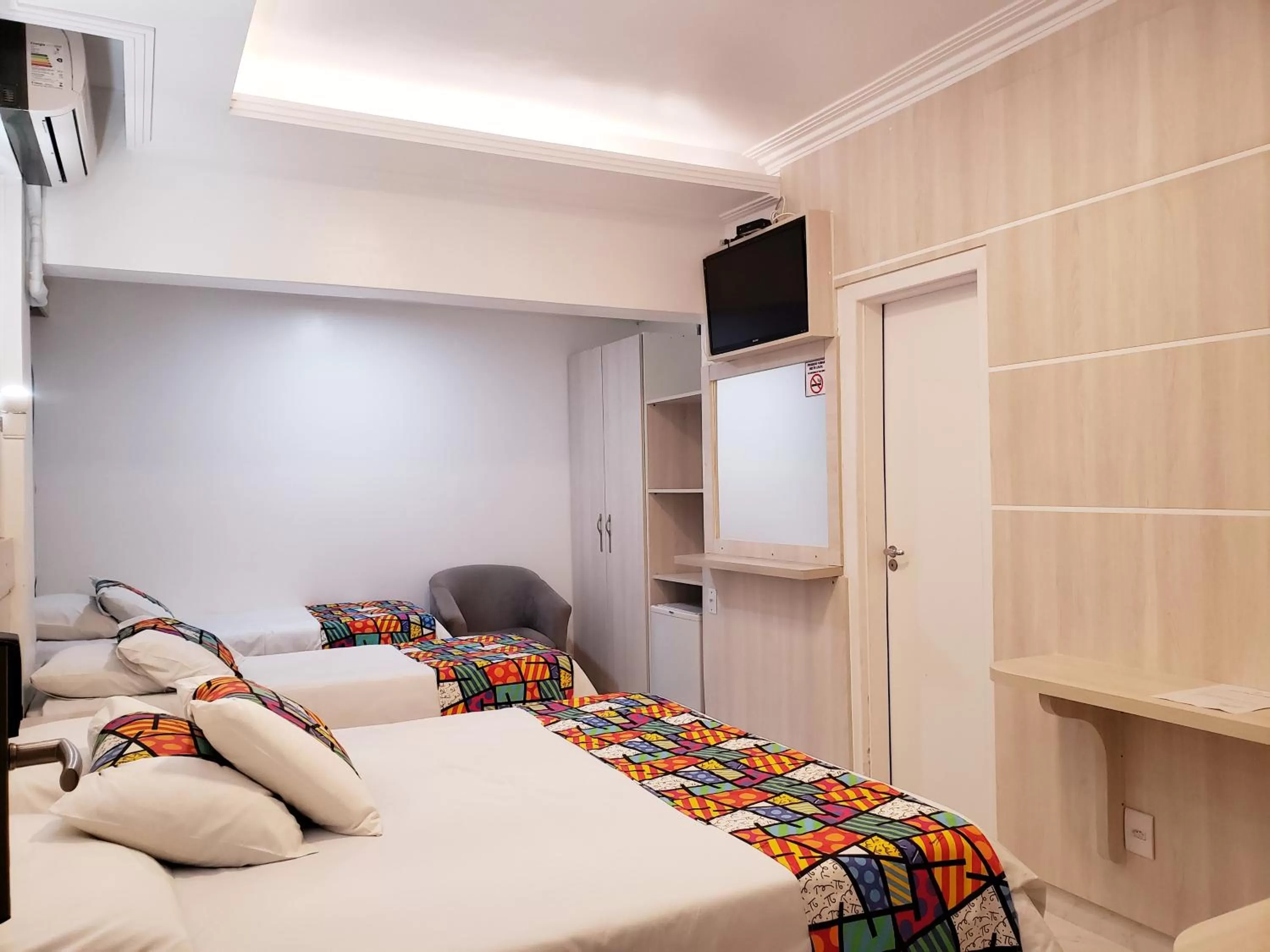 Bedroom, Bed in Capão da Canoa - Hotel Rediadri