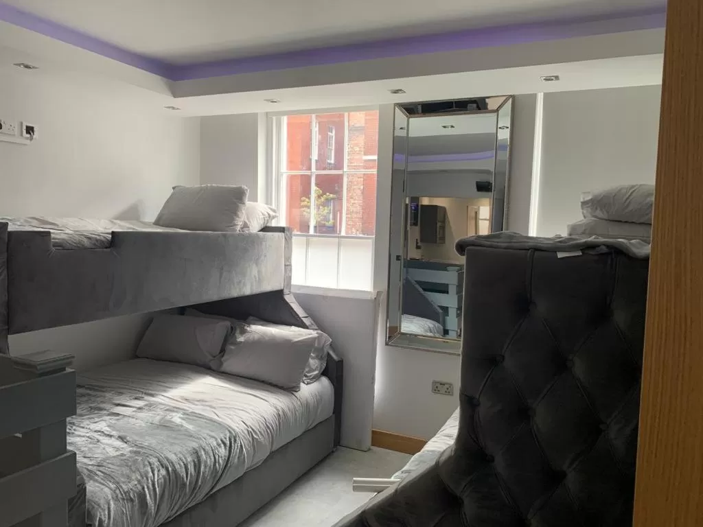 Bed in Belvedere Aparthotel - 83 Mount Pleasant