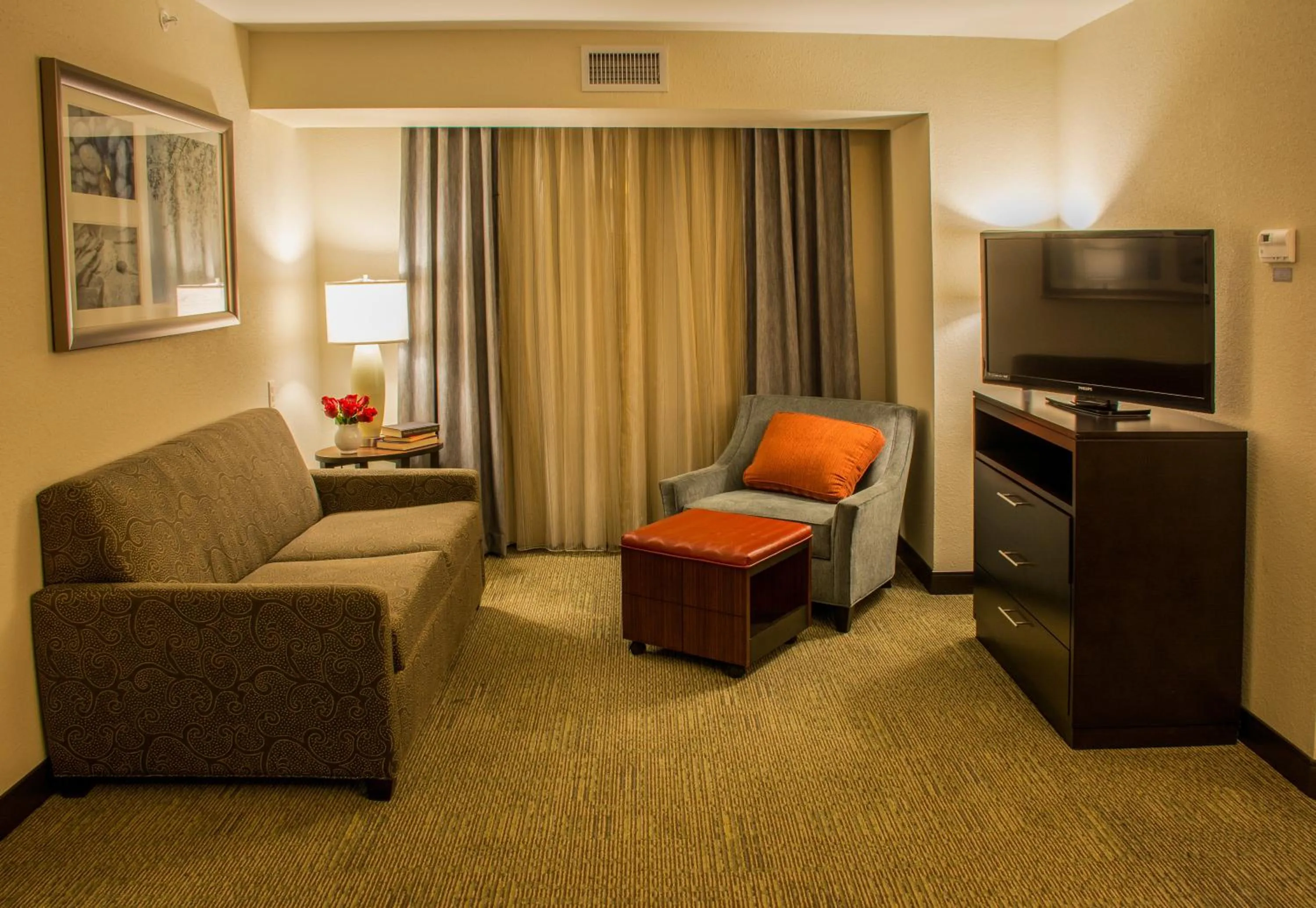 Photo of the whole room in Staybridge Suites Schererville by IHG