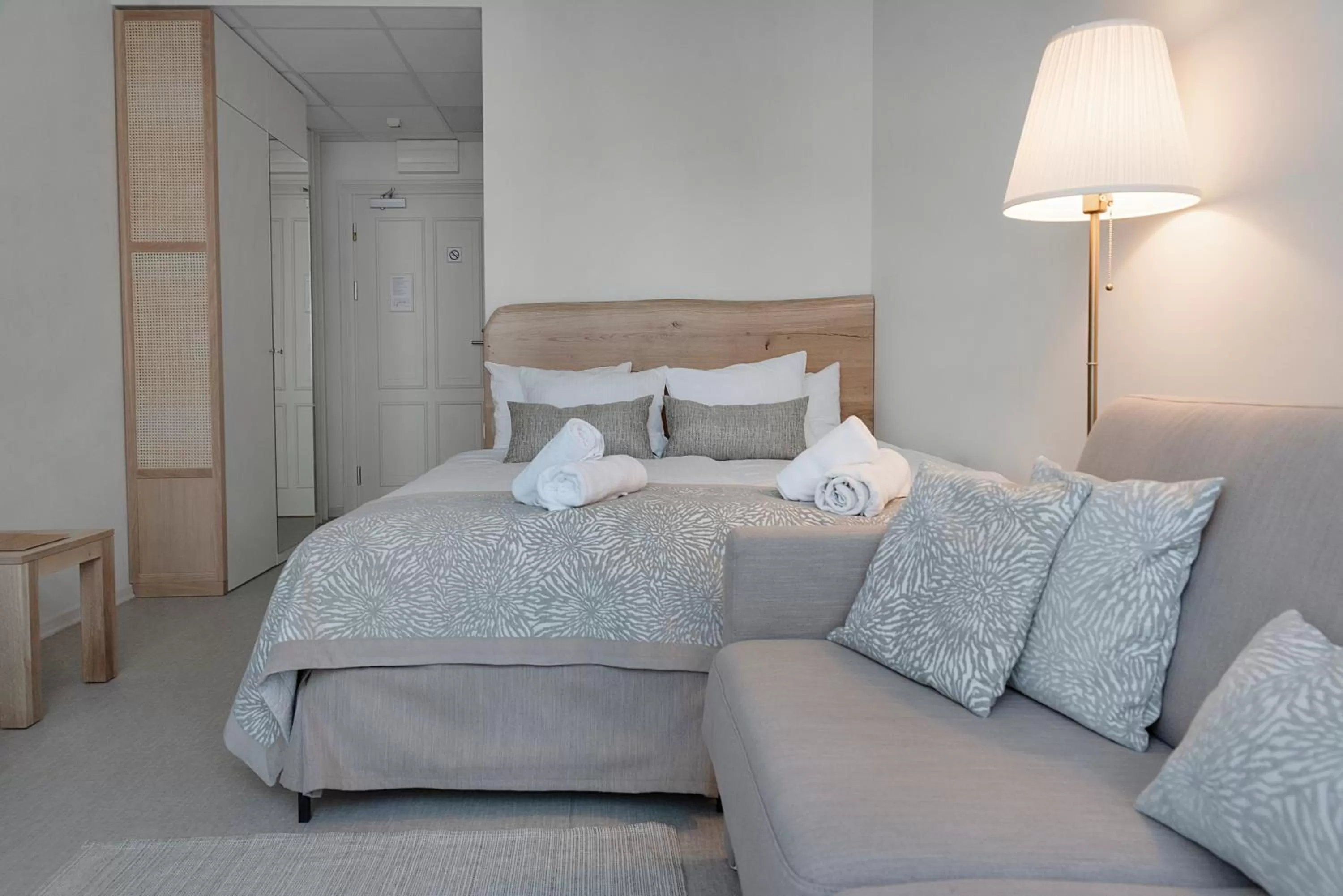 Bed in Hotel Dom Zdrojowy Gdańsk