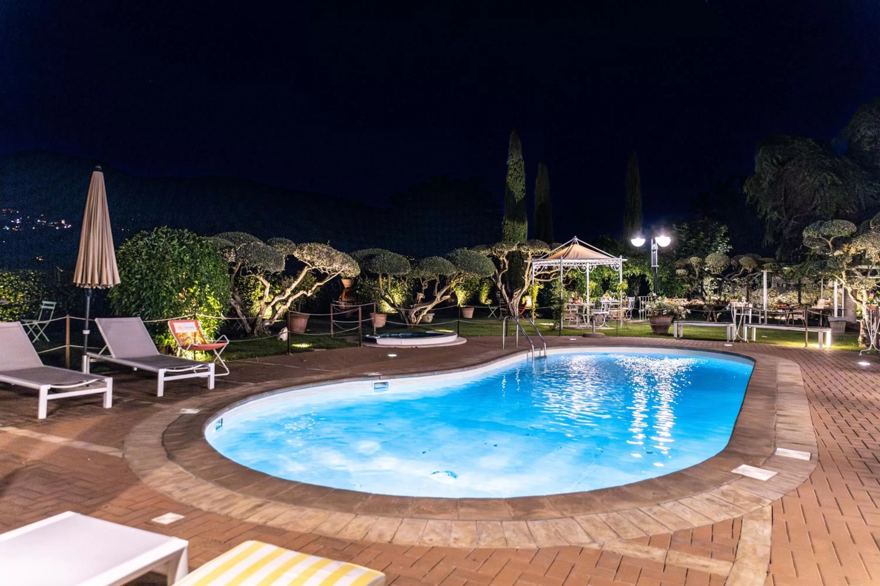 Swimming Pool in UNICA Assisi agri-charming house