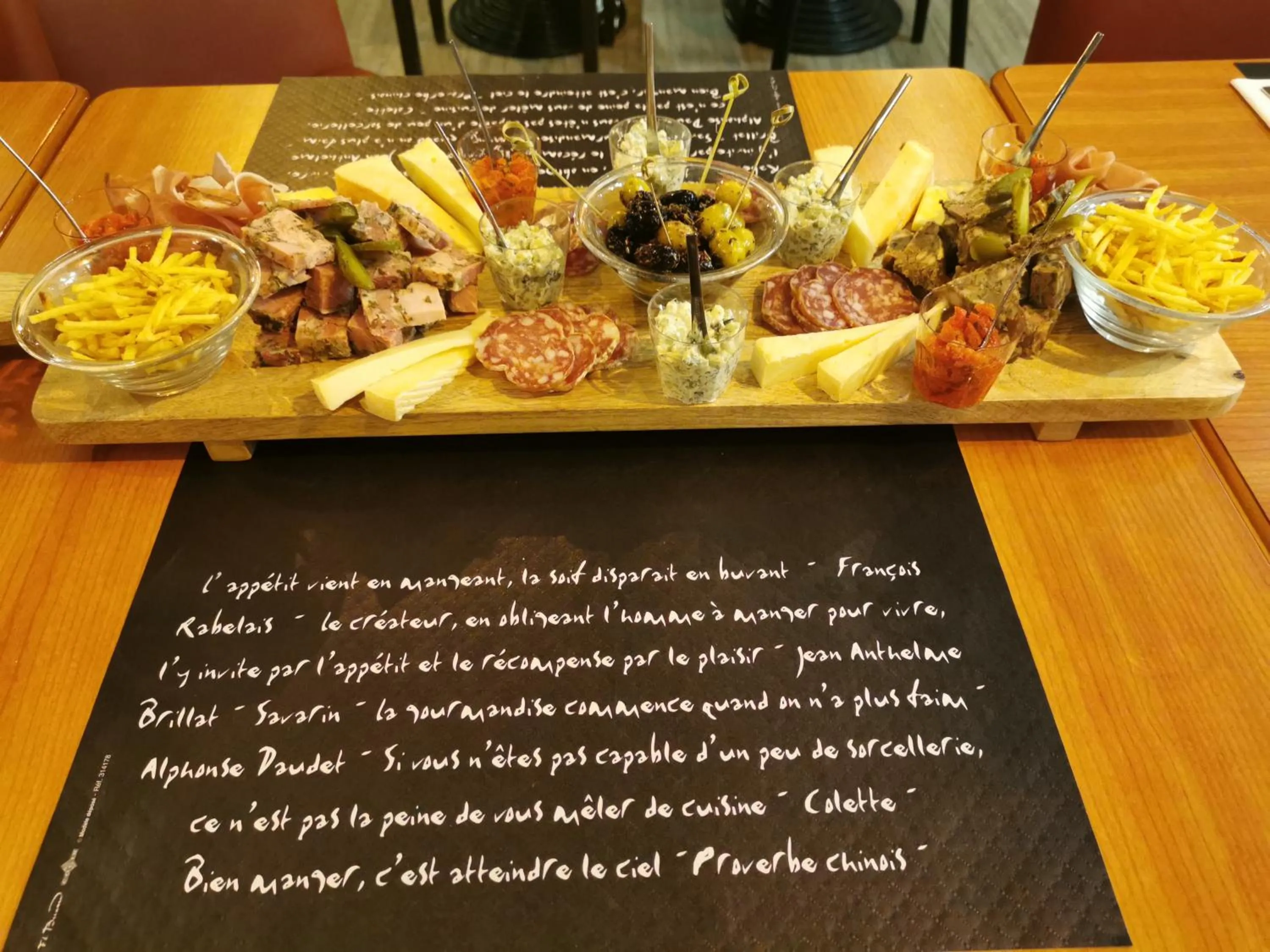 Food in Hôtel Kyriad Cap Sud