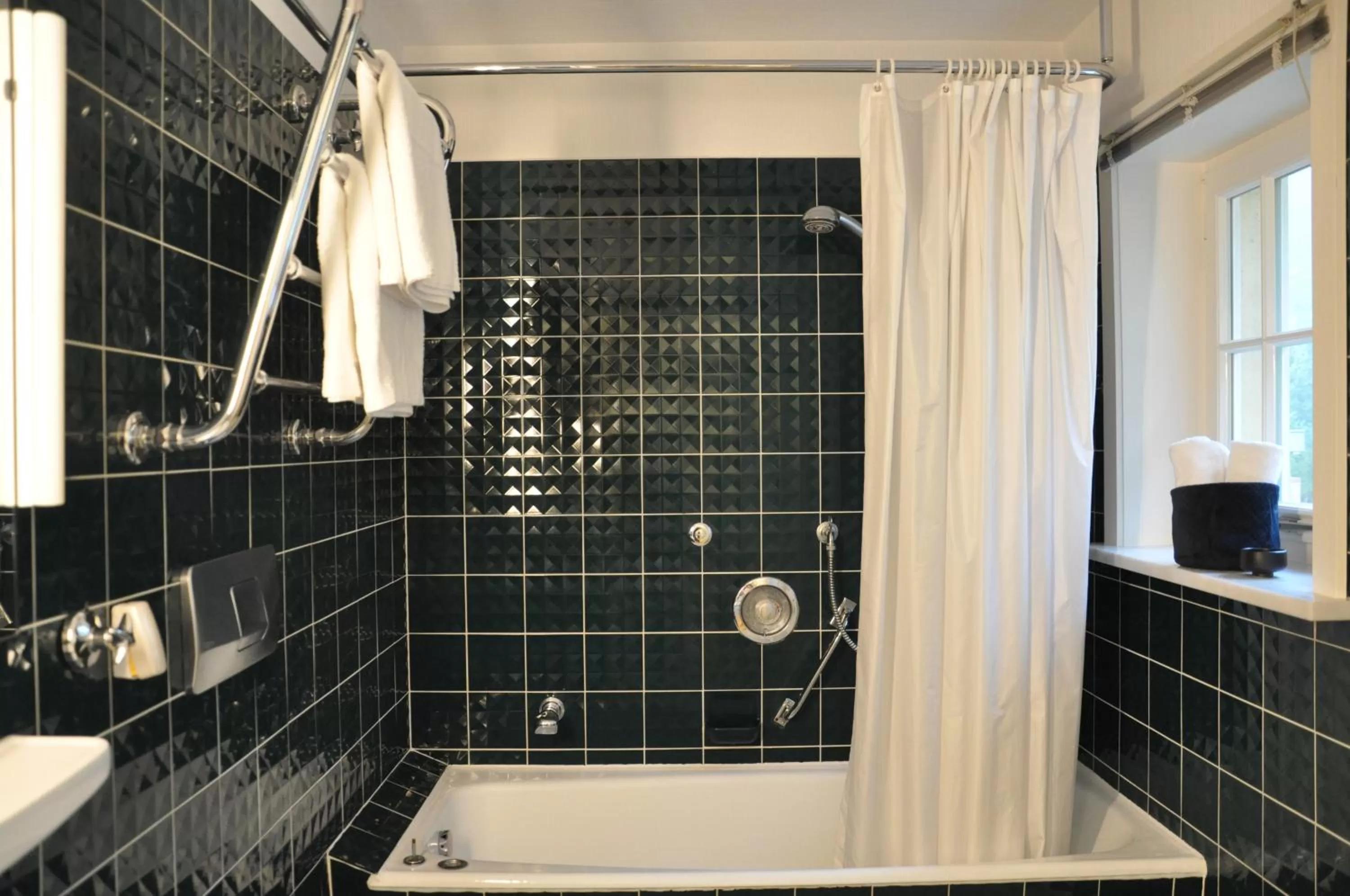 Bathroom in Meinsbur Boutique Hotel