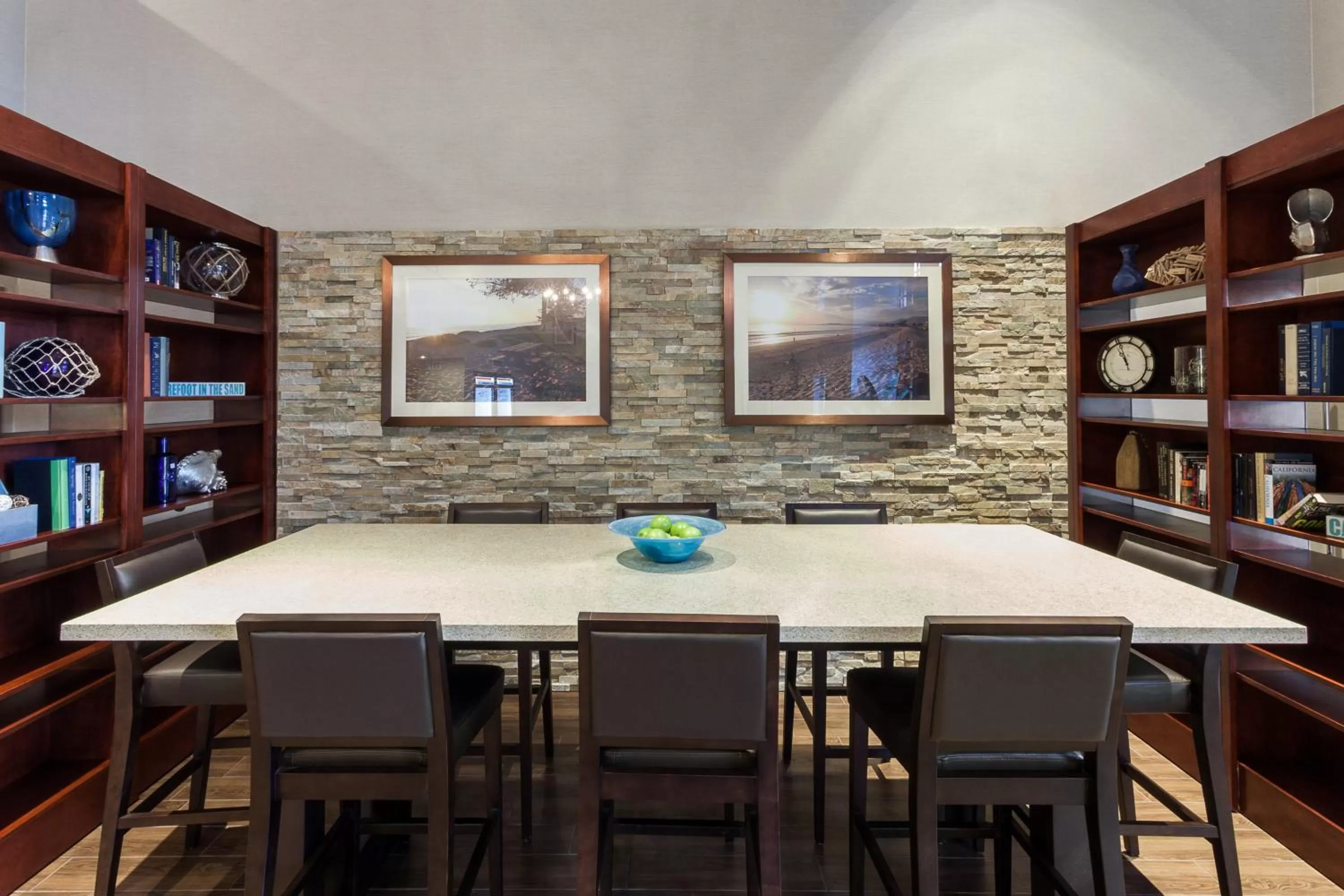 Property building in Holiday Inn Express & Suites Carpinteria by IHG