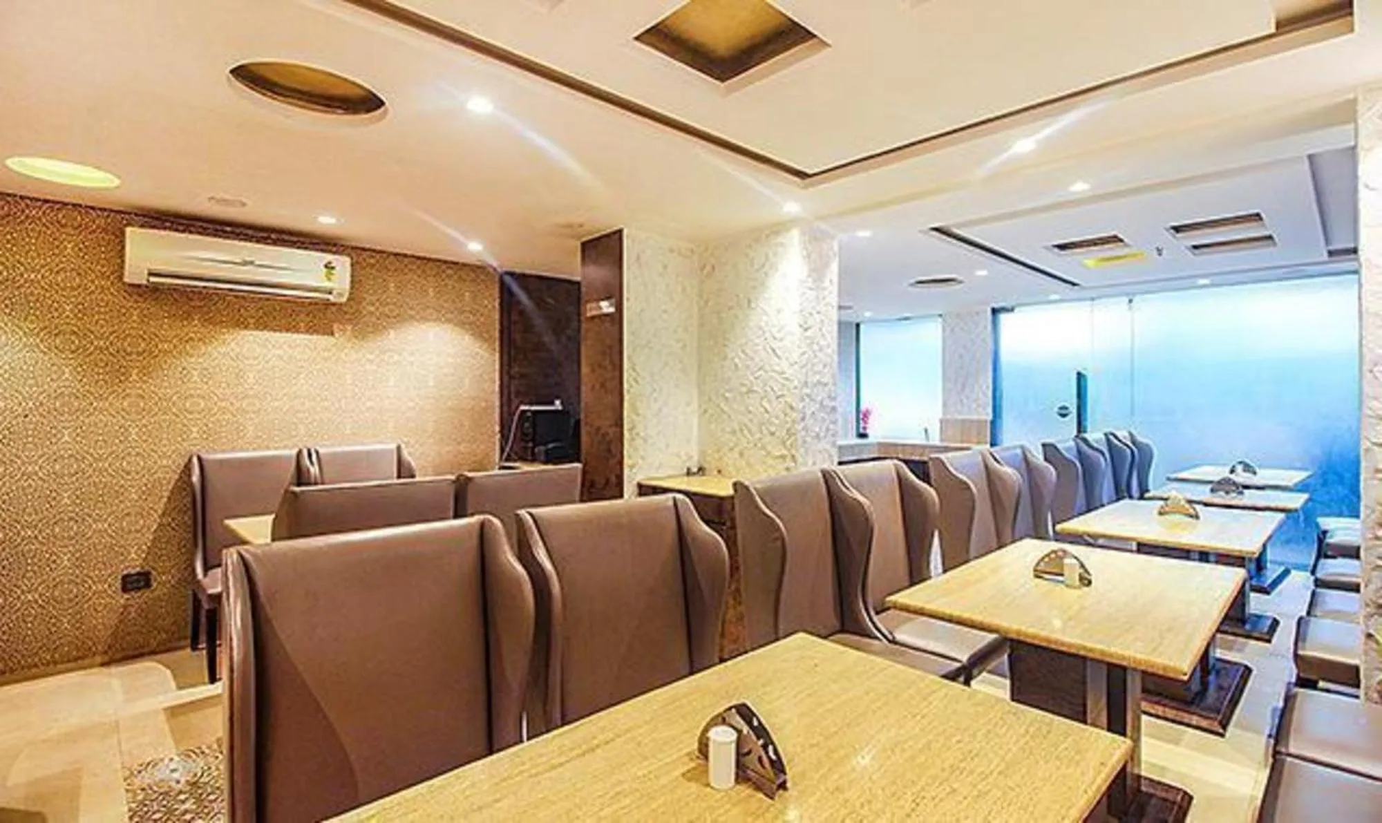 Restaurant/Places to Eat in Treebo Trend Supreme Grand 500 Mtrs From Calangute Beach