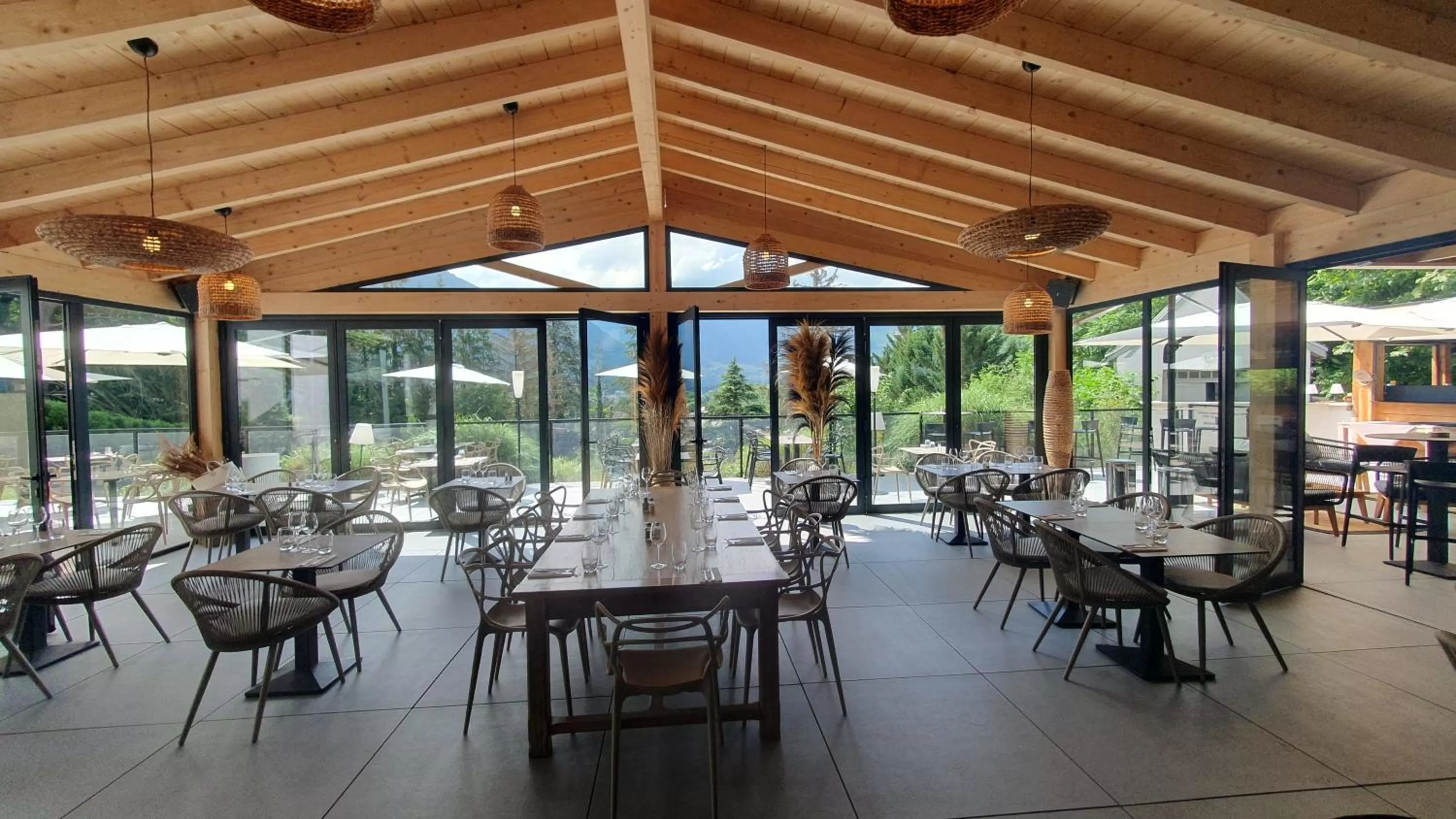 Restaurant/places to eat in Hôtel Restaurant Le Repère