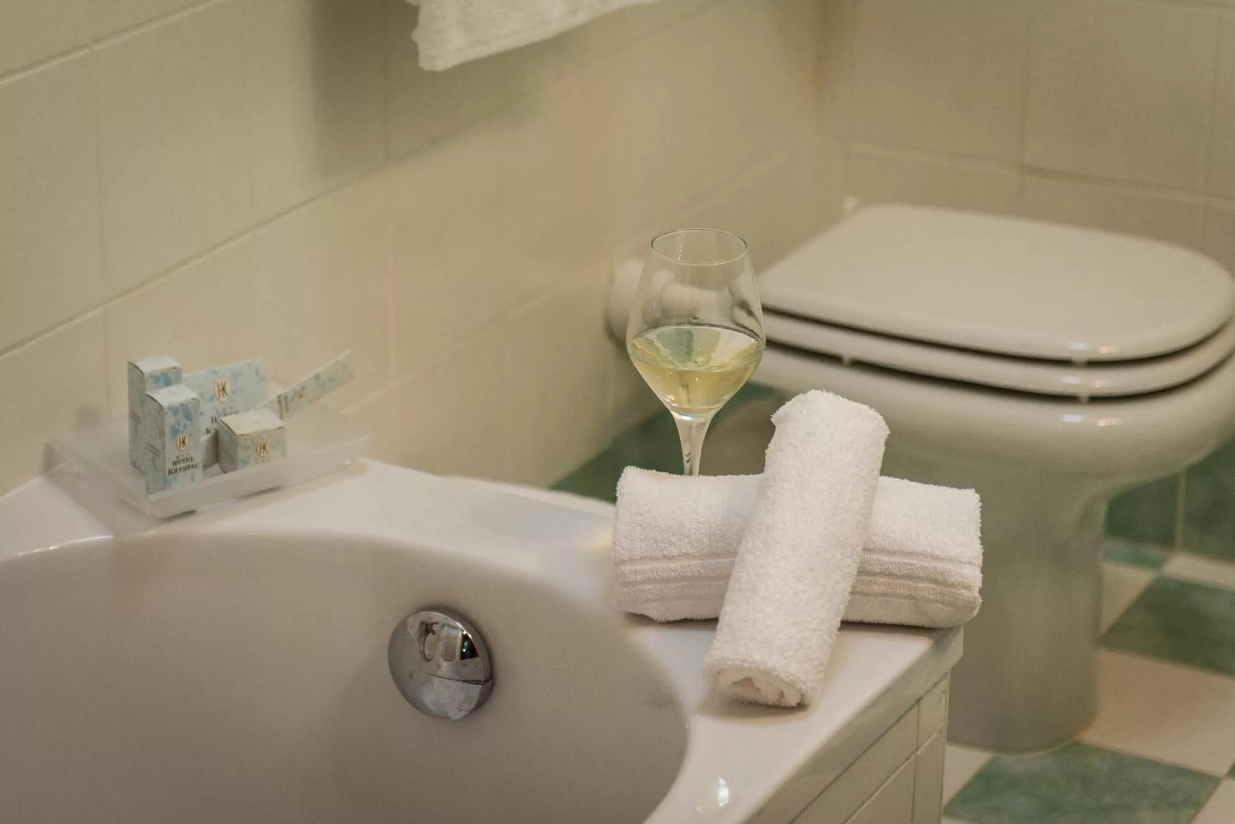 Bathroom in Hotel Krystal