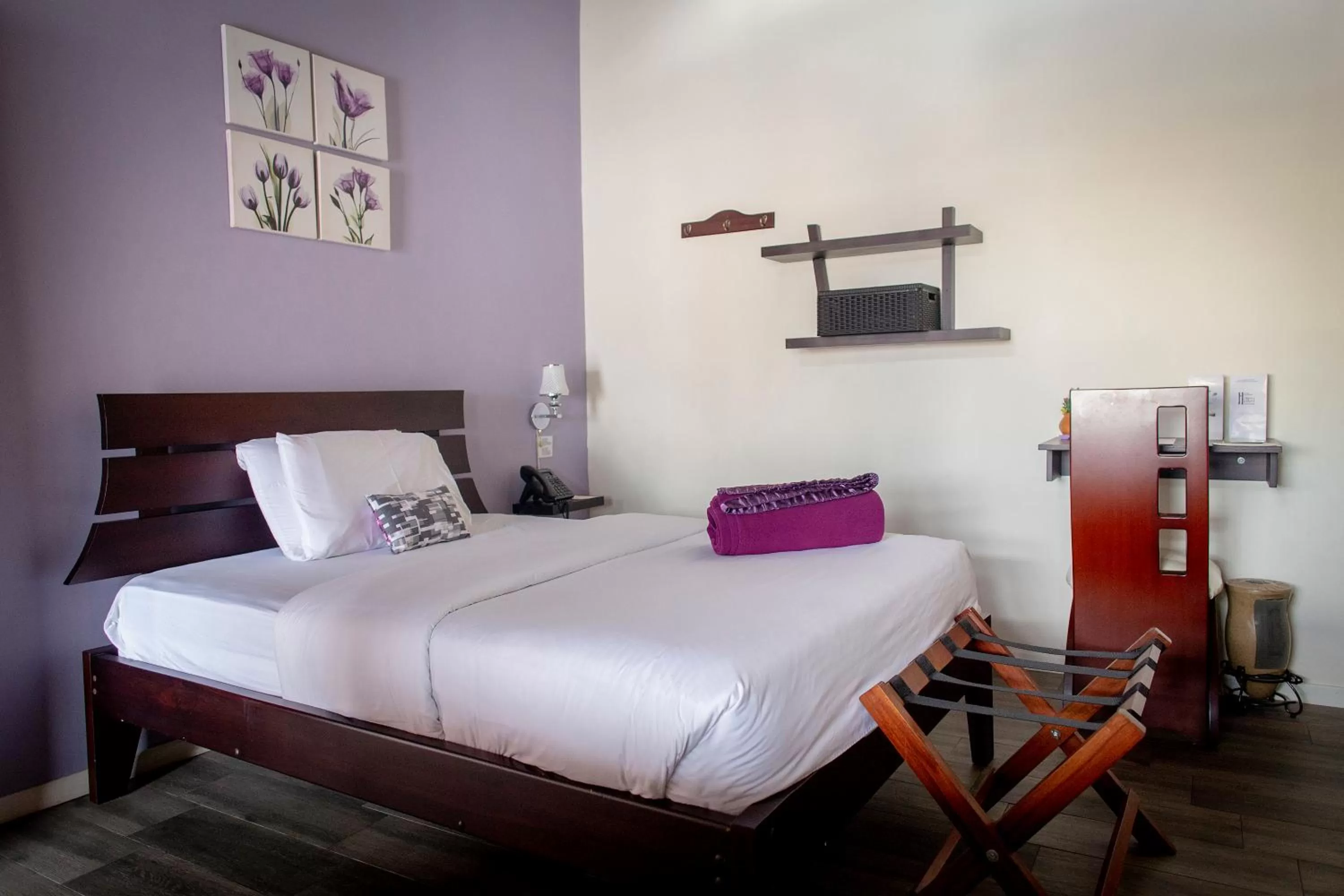 Bedroom, Bed in Hotel Colonial San Agustin