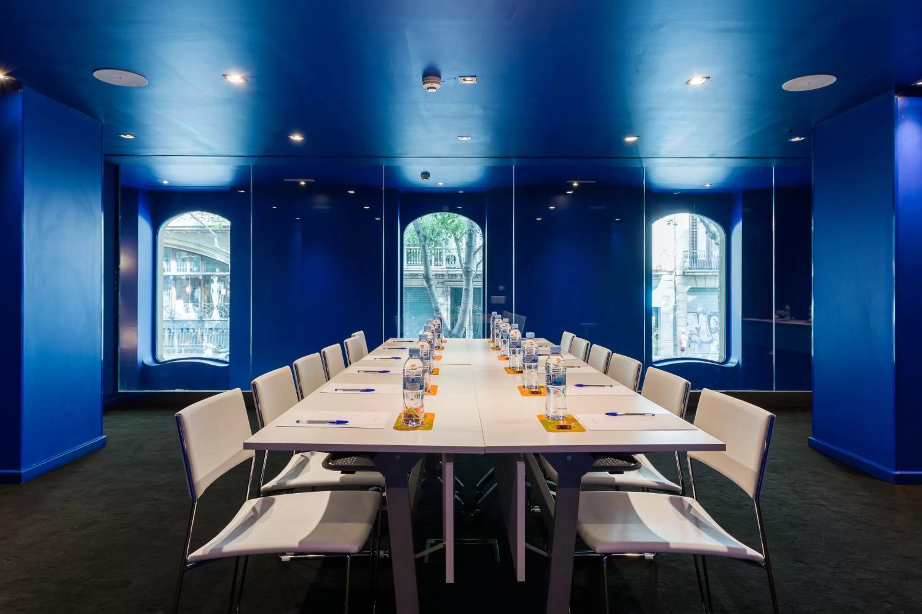 Business facilities in Room Mate Carla, Barcelona