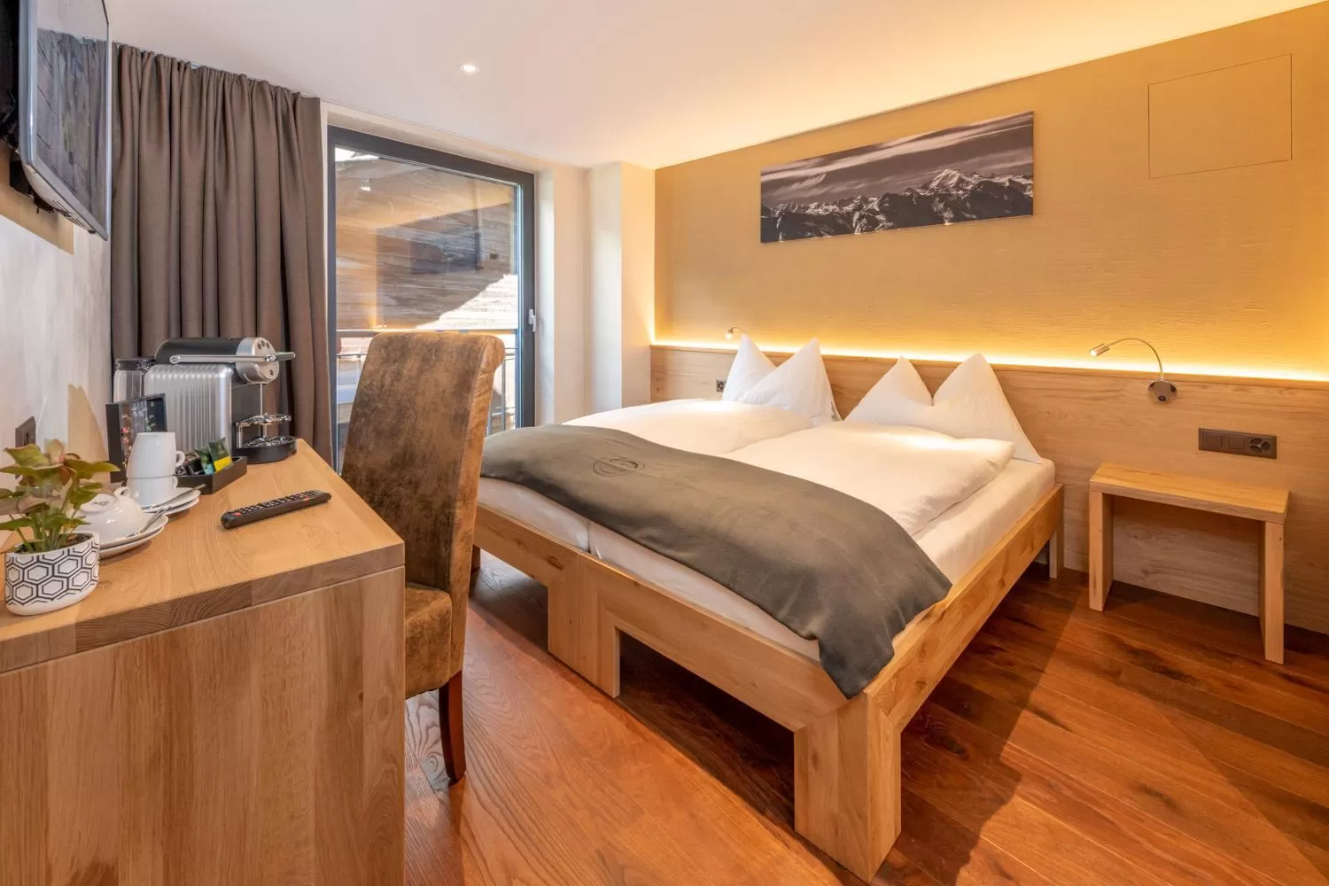 Bedroom, Bed in Hotel Heimatlodge