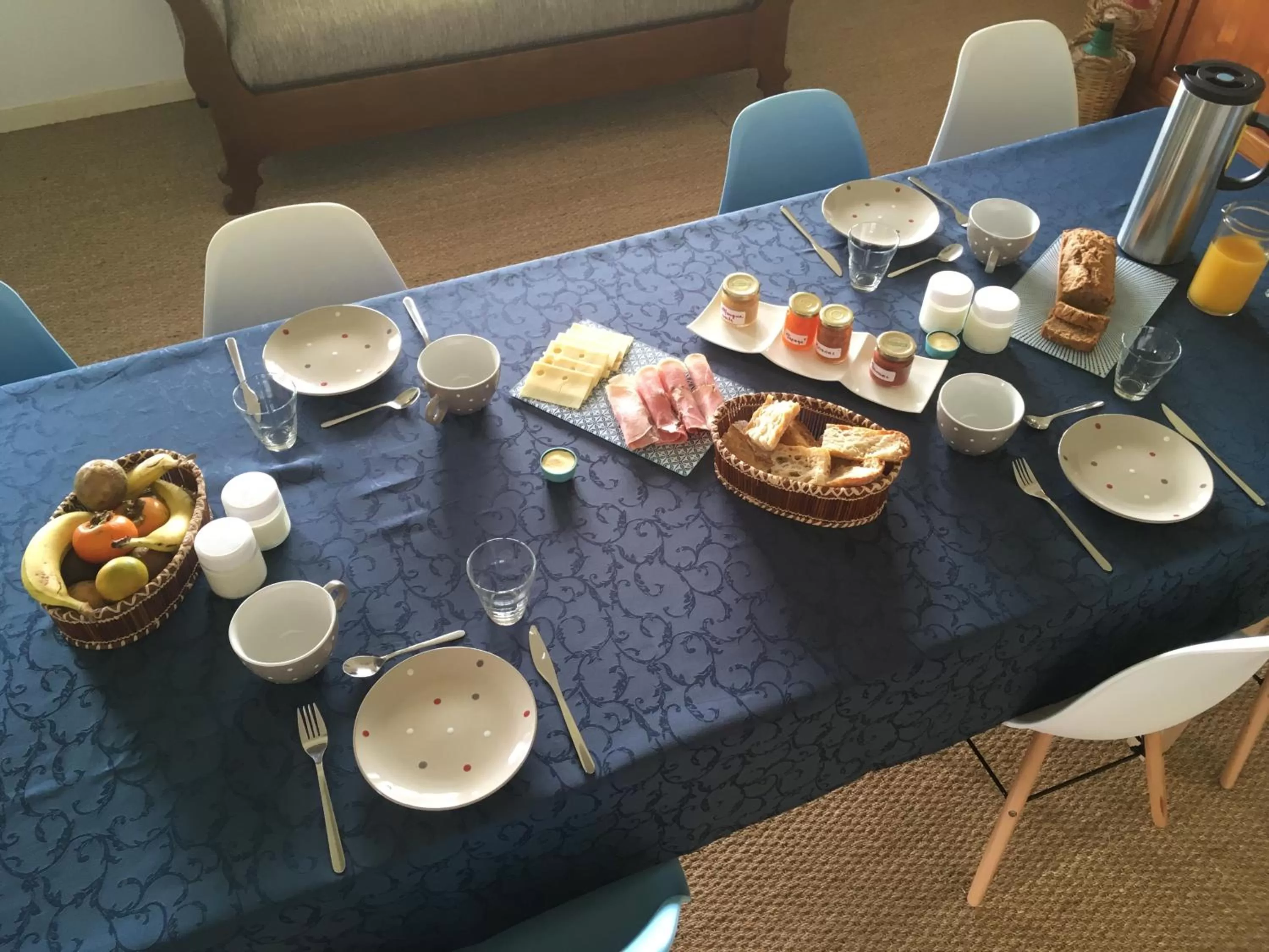 Breakfast in Caloupilé