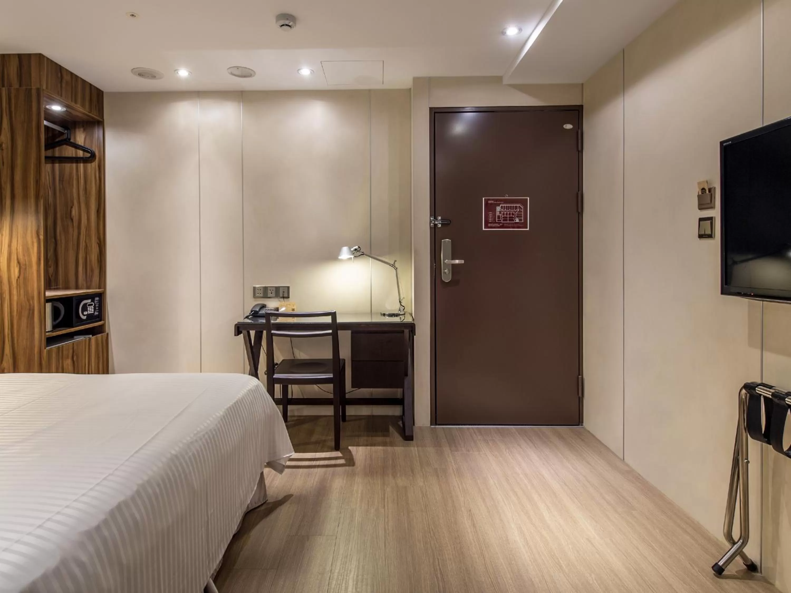 Bedroom, Bed in Hotel Relax I