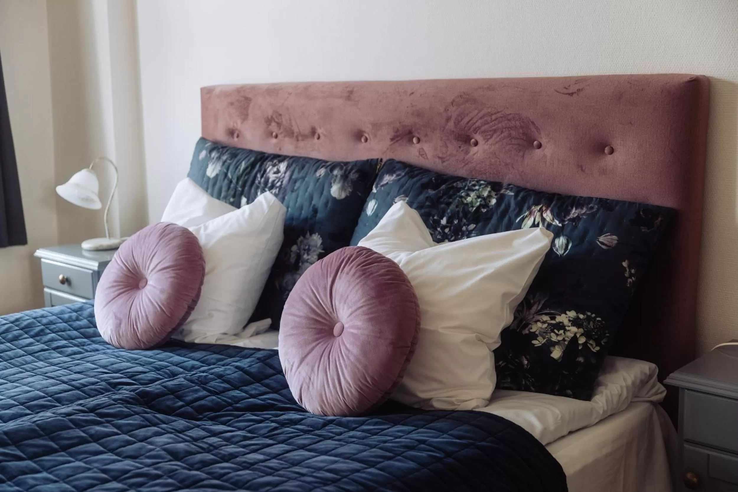 Bed in Hotel Lidenlund