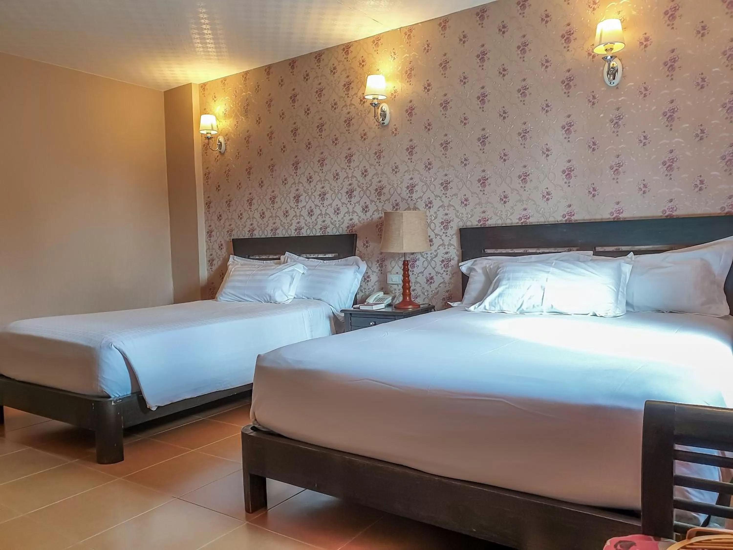 Photo of the whole room, Bed in Hanan Hotel Tagaytay - Formerly Tagaytay Wingate Manor