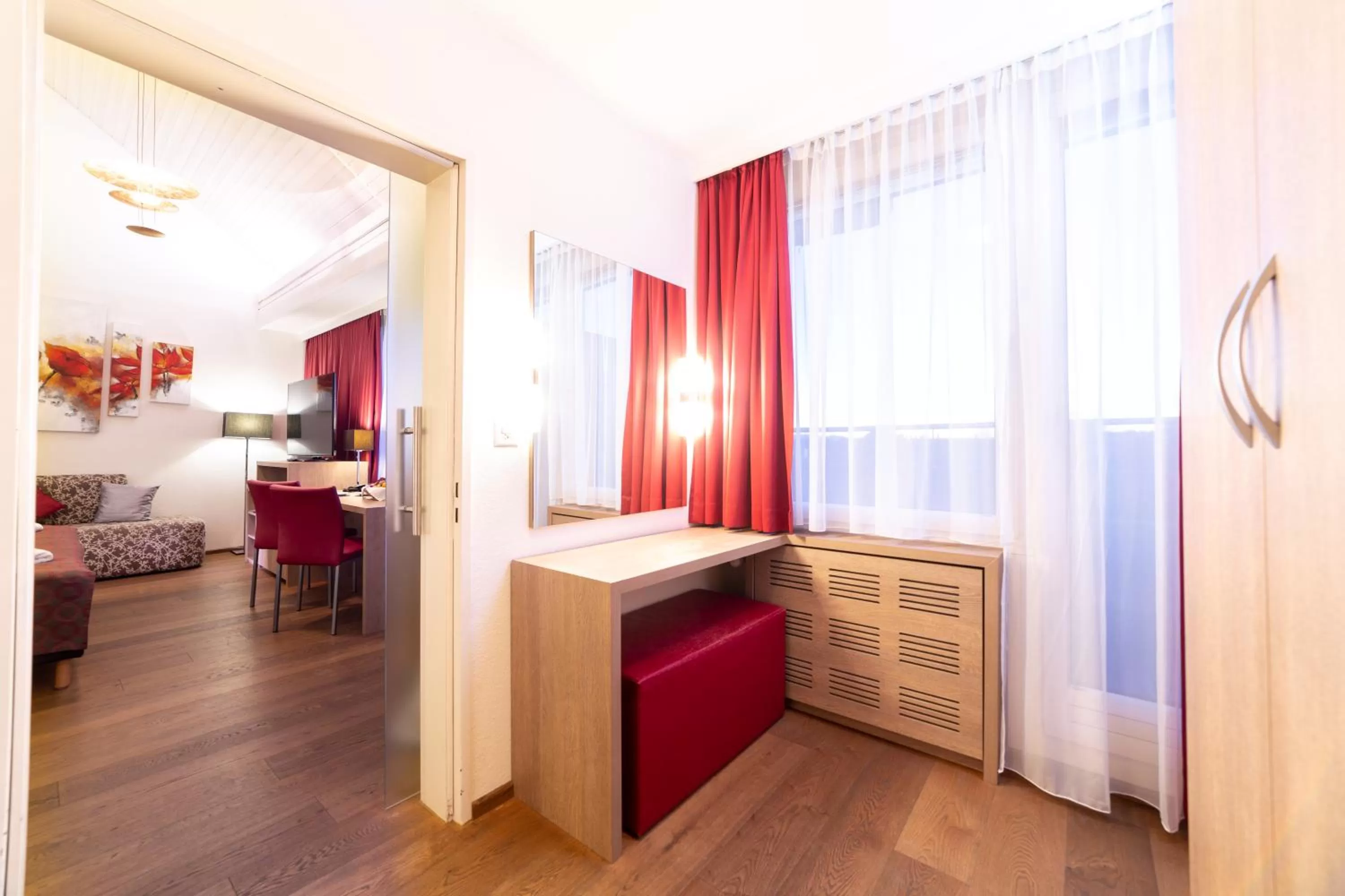 Photo of the whole room, Bed in Hotel Alexander