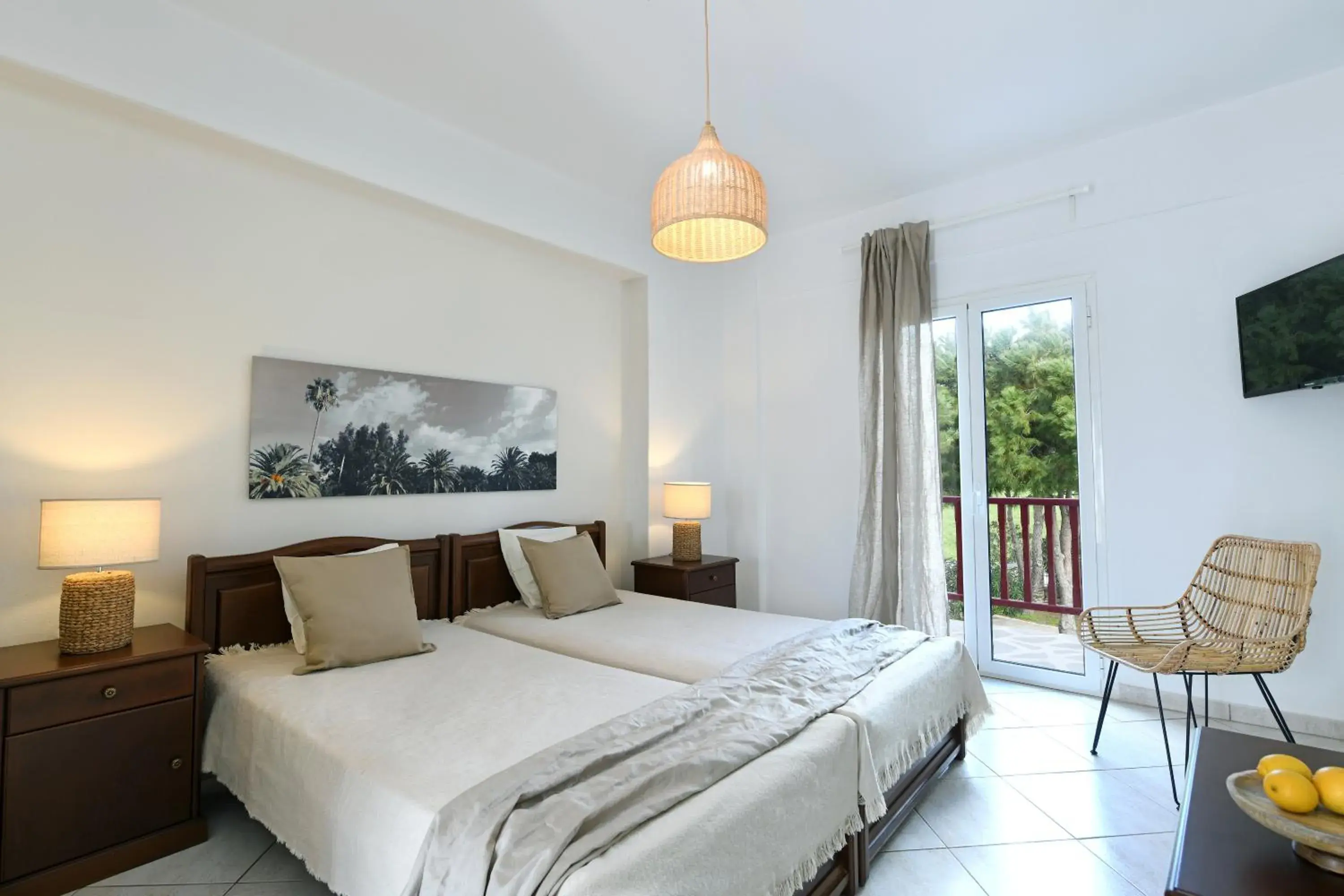 Double or Twin Room with Partial Sea View in Asteras Paradise Hotel Double or Twin Room with Partial Sea View in Asteras Paradise Hotel