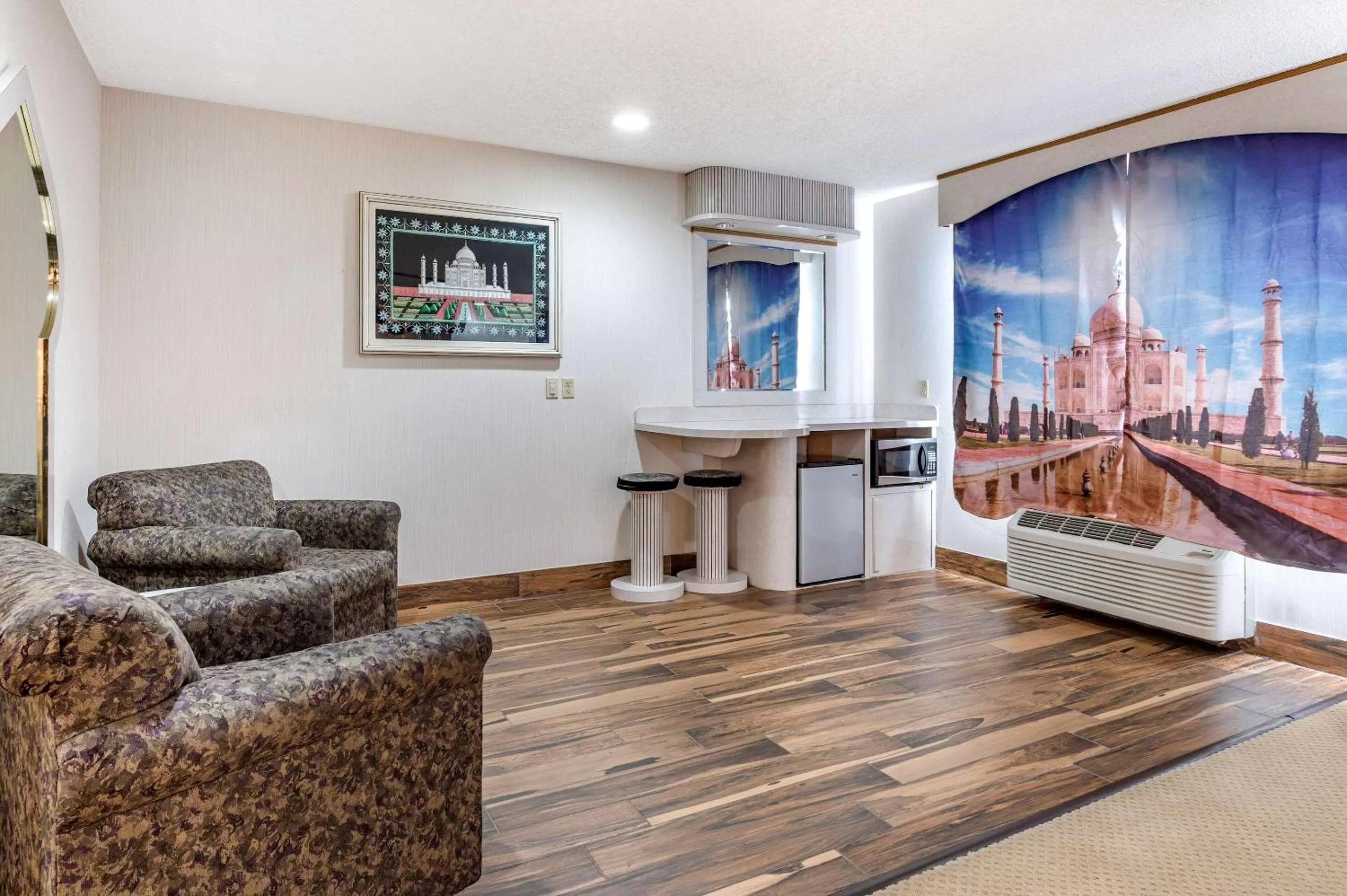 Bedroom in Comfort Suites Elkhart North