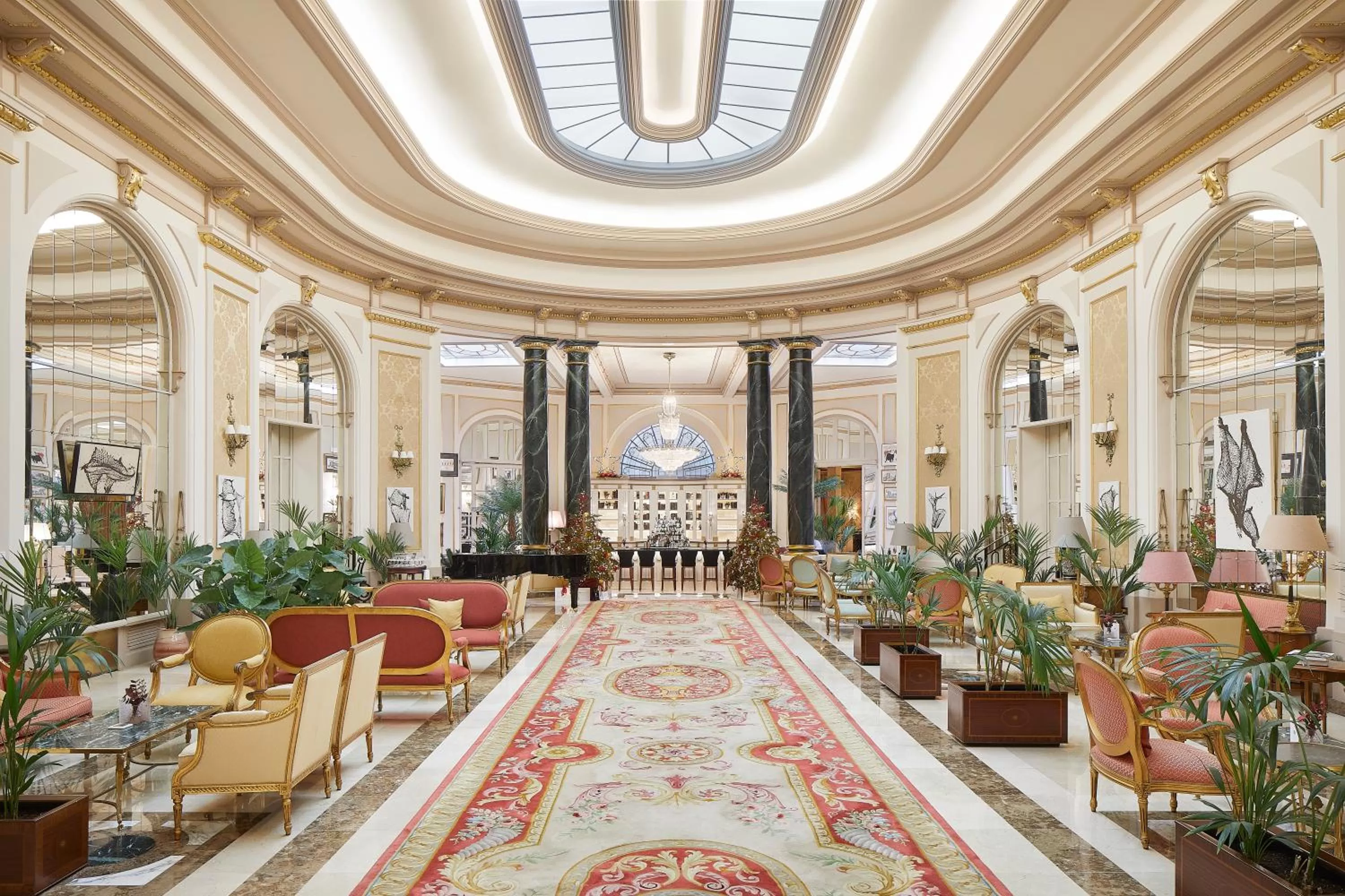 Lobby or reception in Hotel El Palace Barcelona