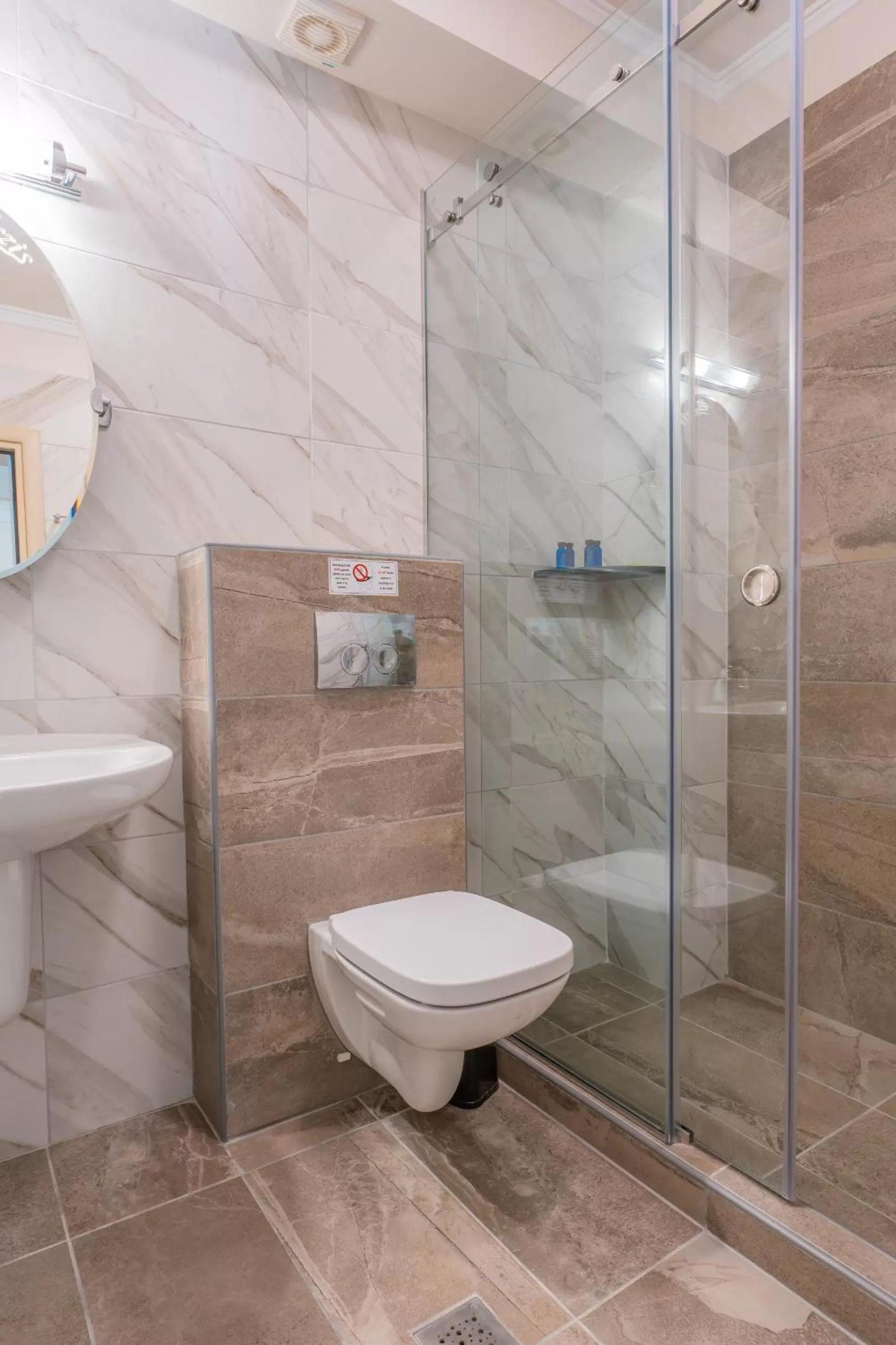 Bathroom in The Stone Manor , Noho boutique hotel Thissio