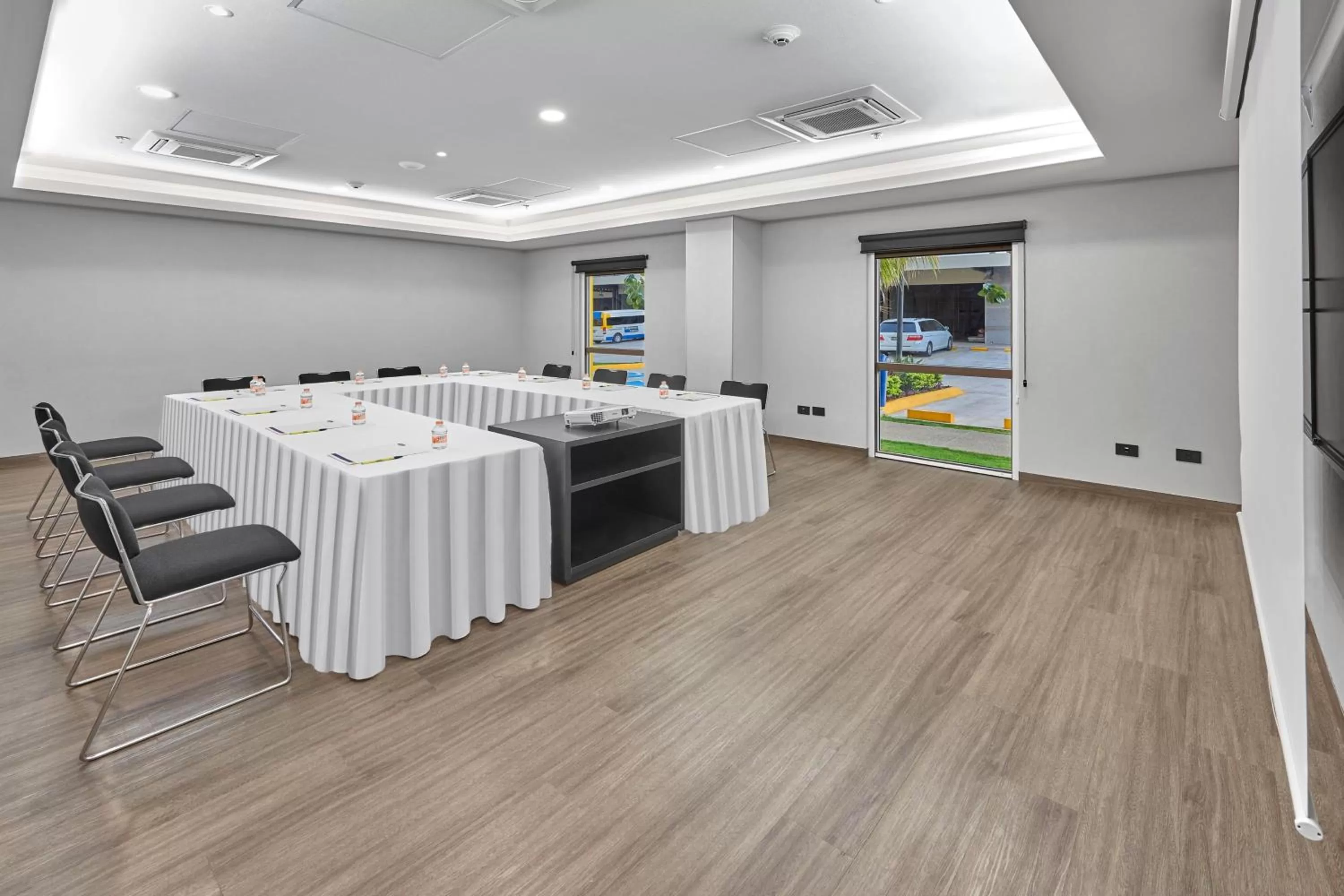 Meeting/conference room in City Express by Marriott Tapachula