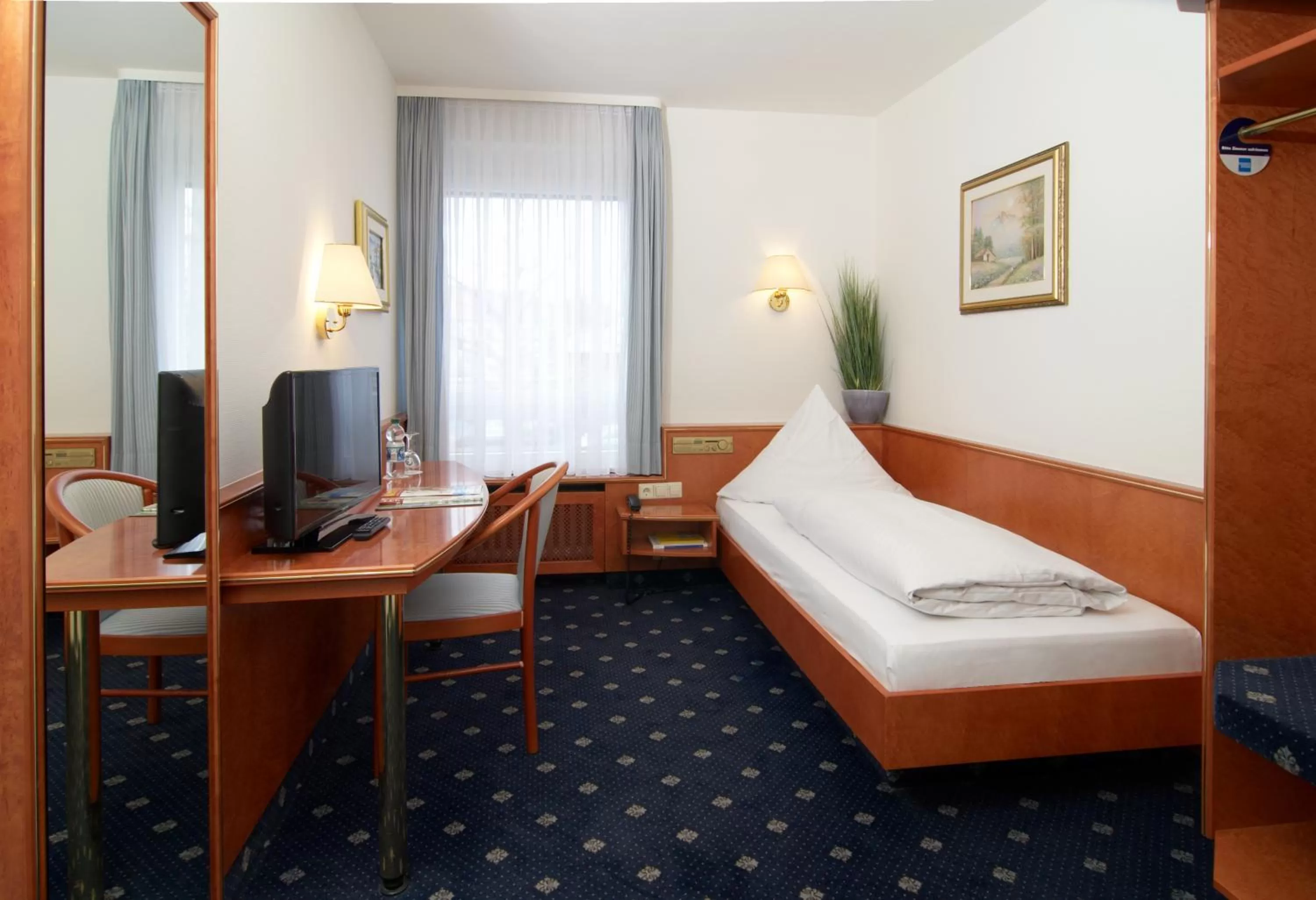 Photo of the whole room, Bed in Hotel Württemberger Hof