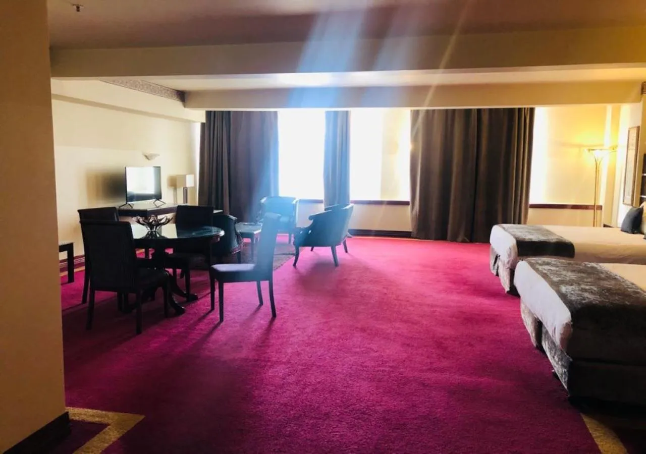 Bedroom, Bed in VR Hamilton