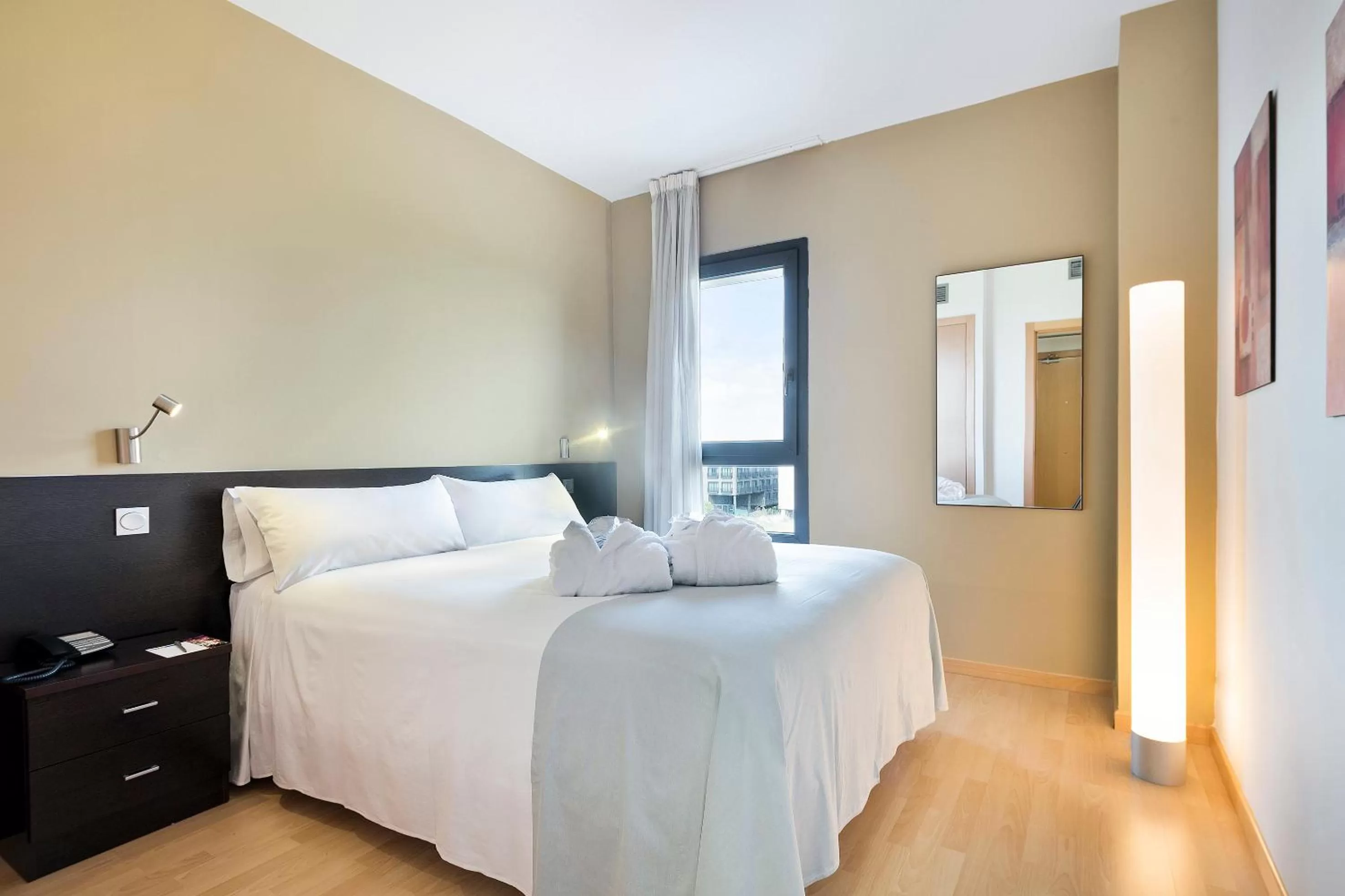 Premium Junior Suite in Madrid Airport Suites, Affiliated by Meliá