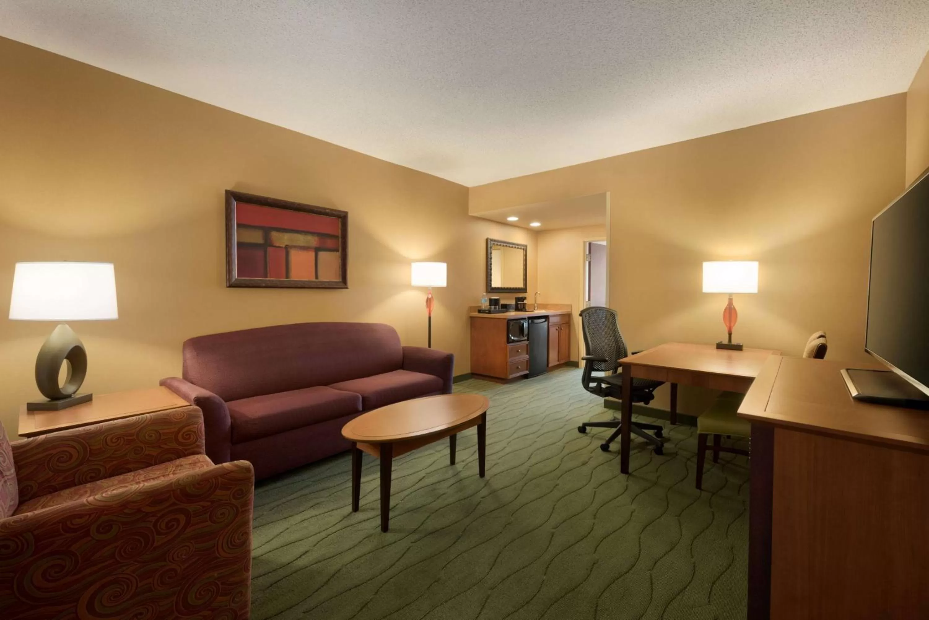 Suite with Two Double Beds and River View in Embassy Suites East Peoria Hotel and Riverfront Conference Center