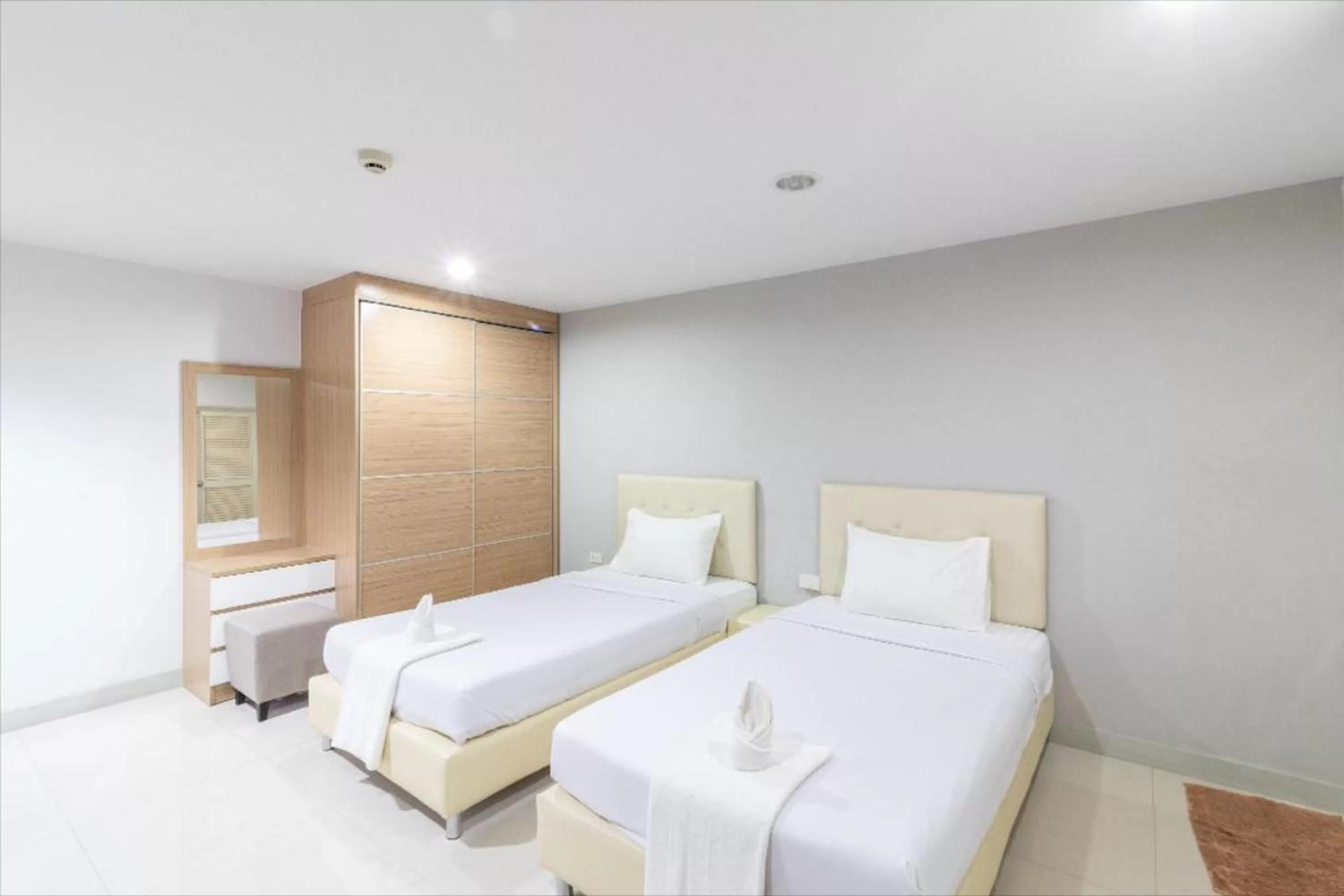 Standard Twin Room in Siam Privi Hotel