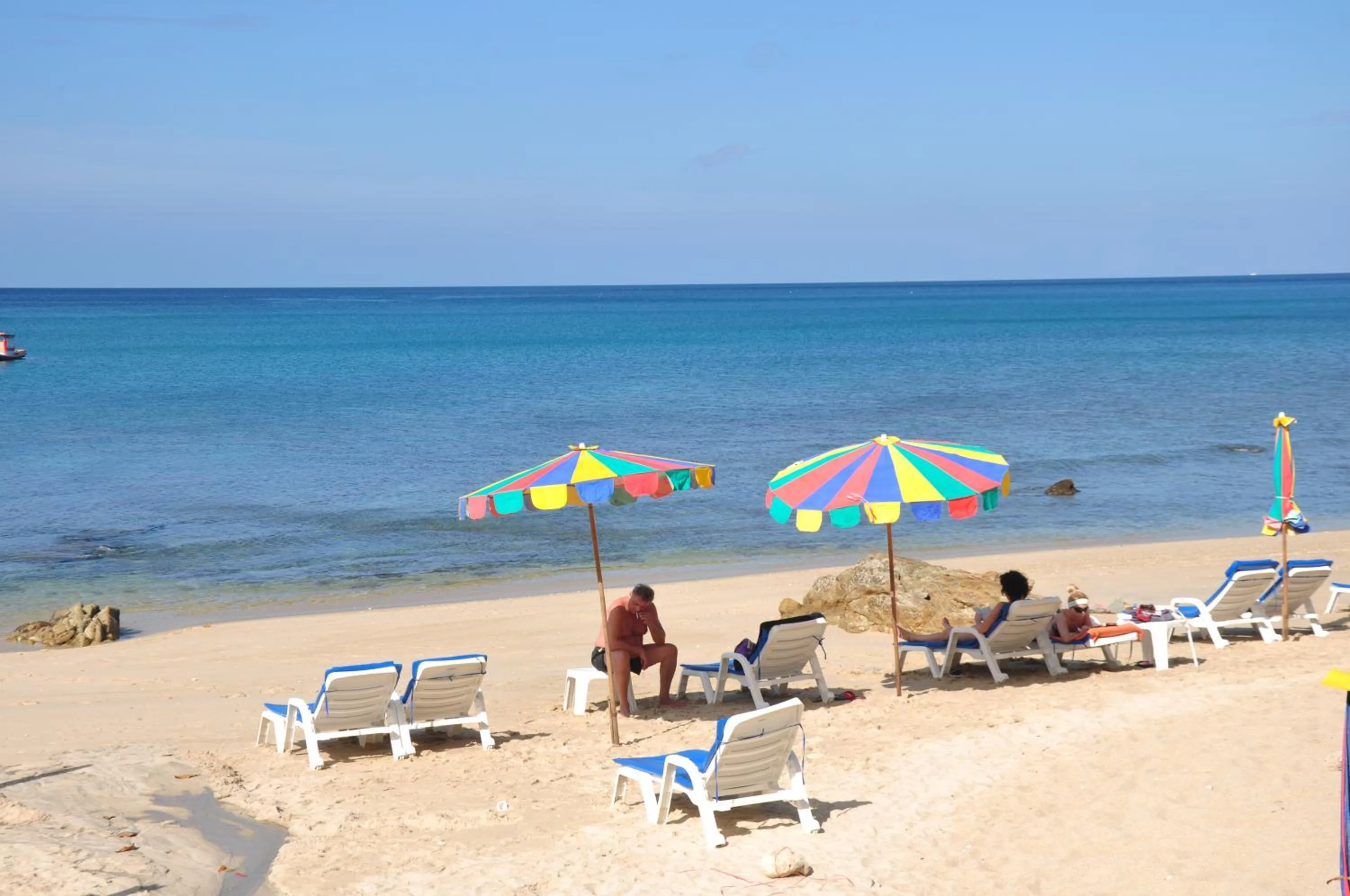 Beach in Patong Lodge Hotel - Thailand's Green Hotel Plus