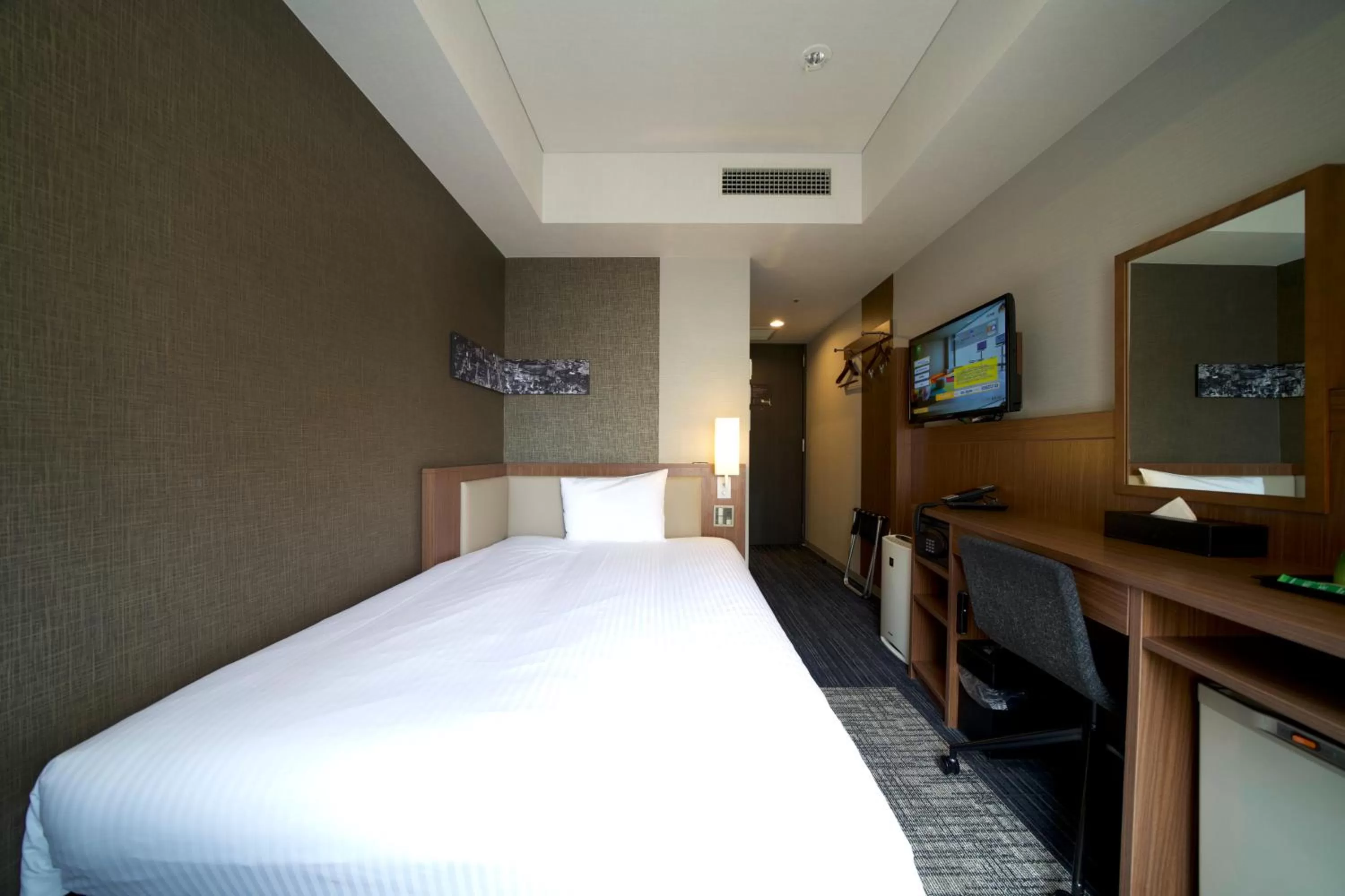 Bedroom, Bed in ibis Styles Tokyo Ginza