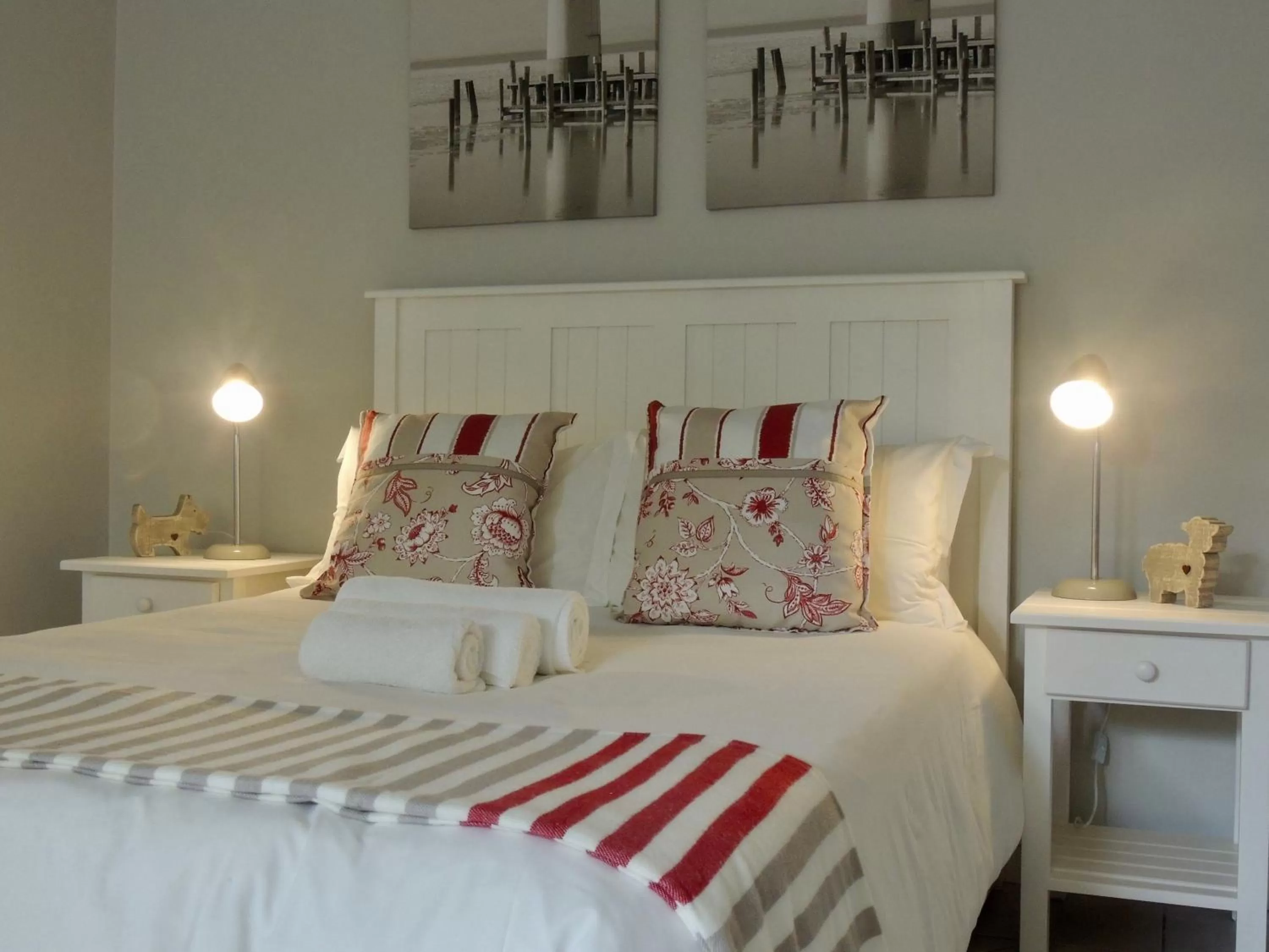 Photo of the whole room, Bed in La Mer Guesthouse