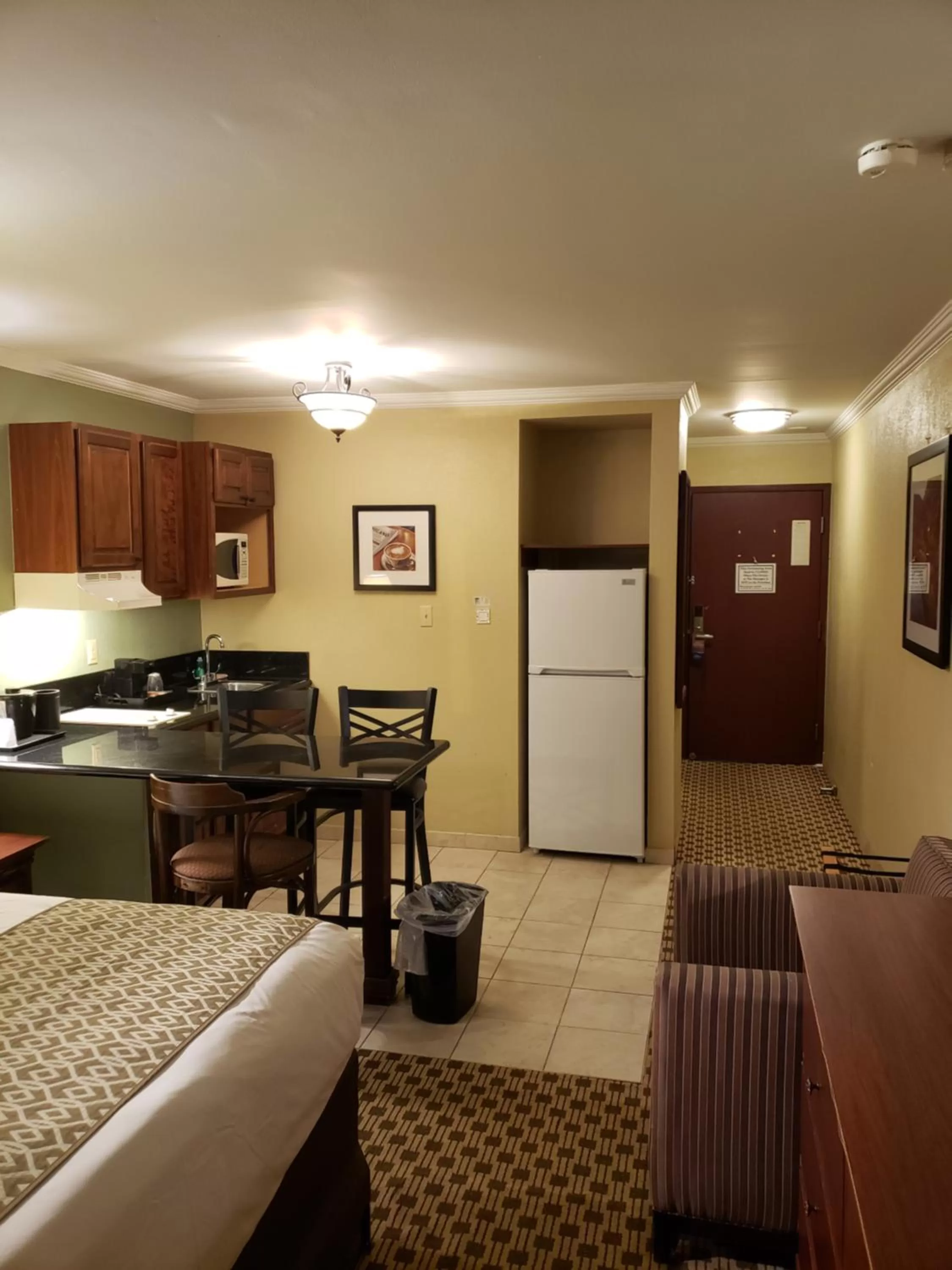 Bedroom in Baymont by Wyndham Pompton Plains/Wayne