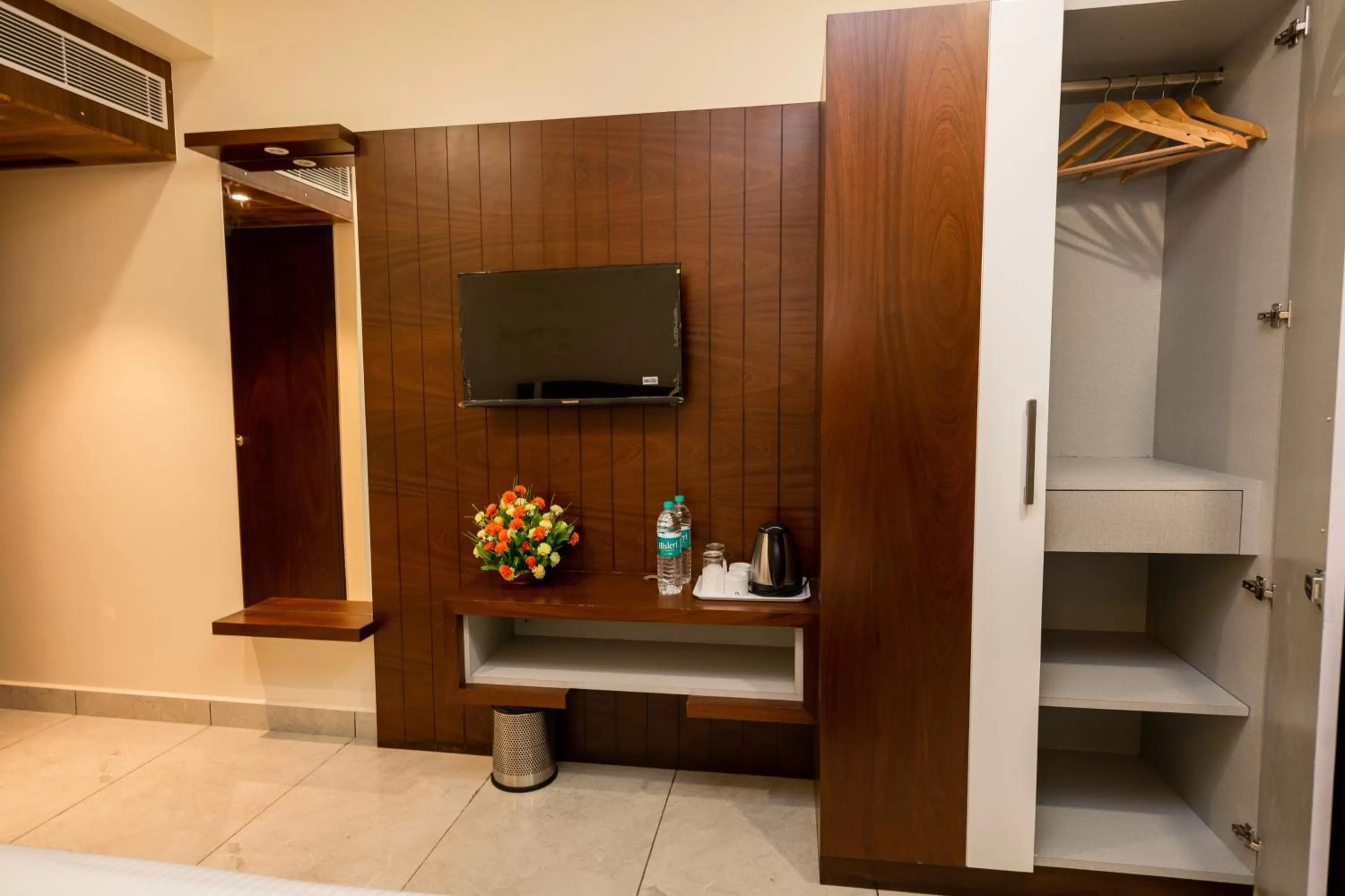 TV and multimedia in KK Comforts