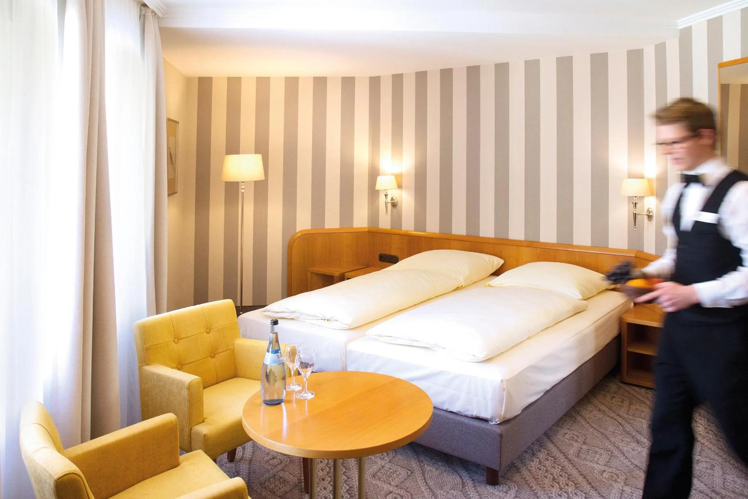 Photo of the whole room, Bed in Hotel Reichsküchenmeister