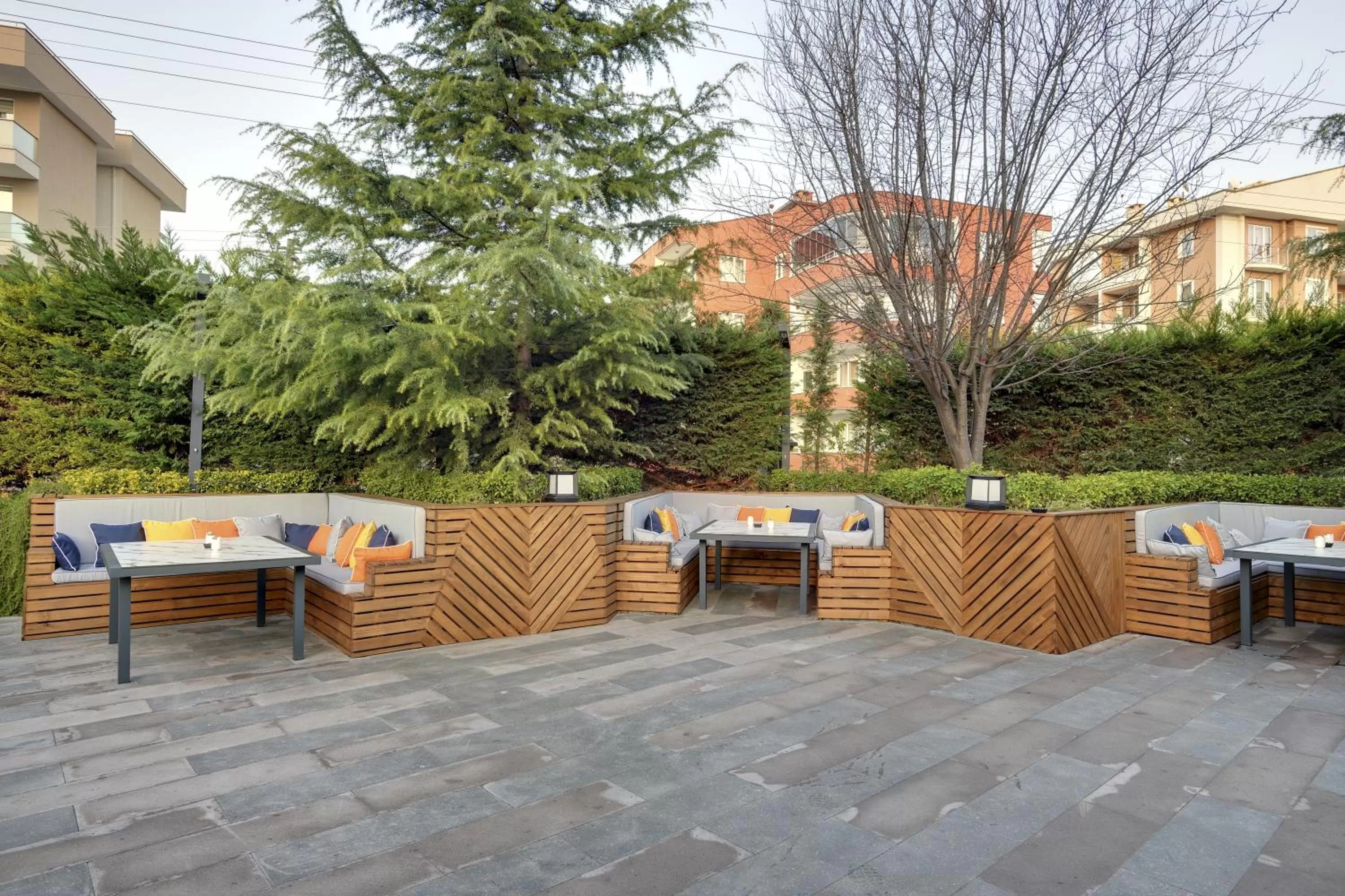 Garden in Leo Suites