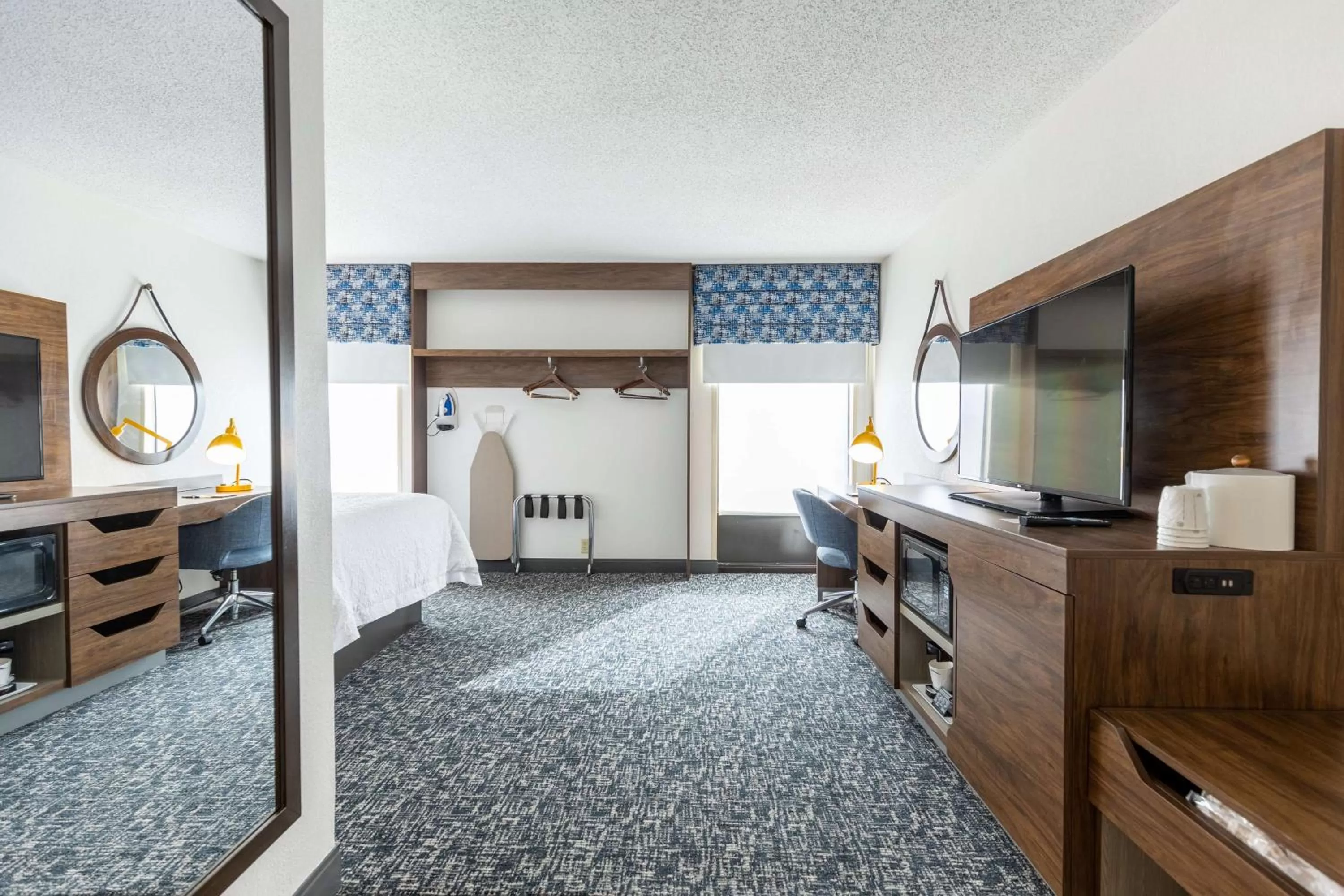 Bedroom, Bed in Hampton Inn by Hilton of Kuttawa Eddyville