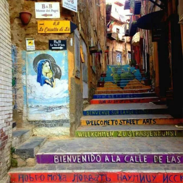 Street view in B&B Le Lumìe "Il Cortiletto Del Centro"